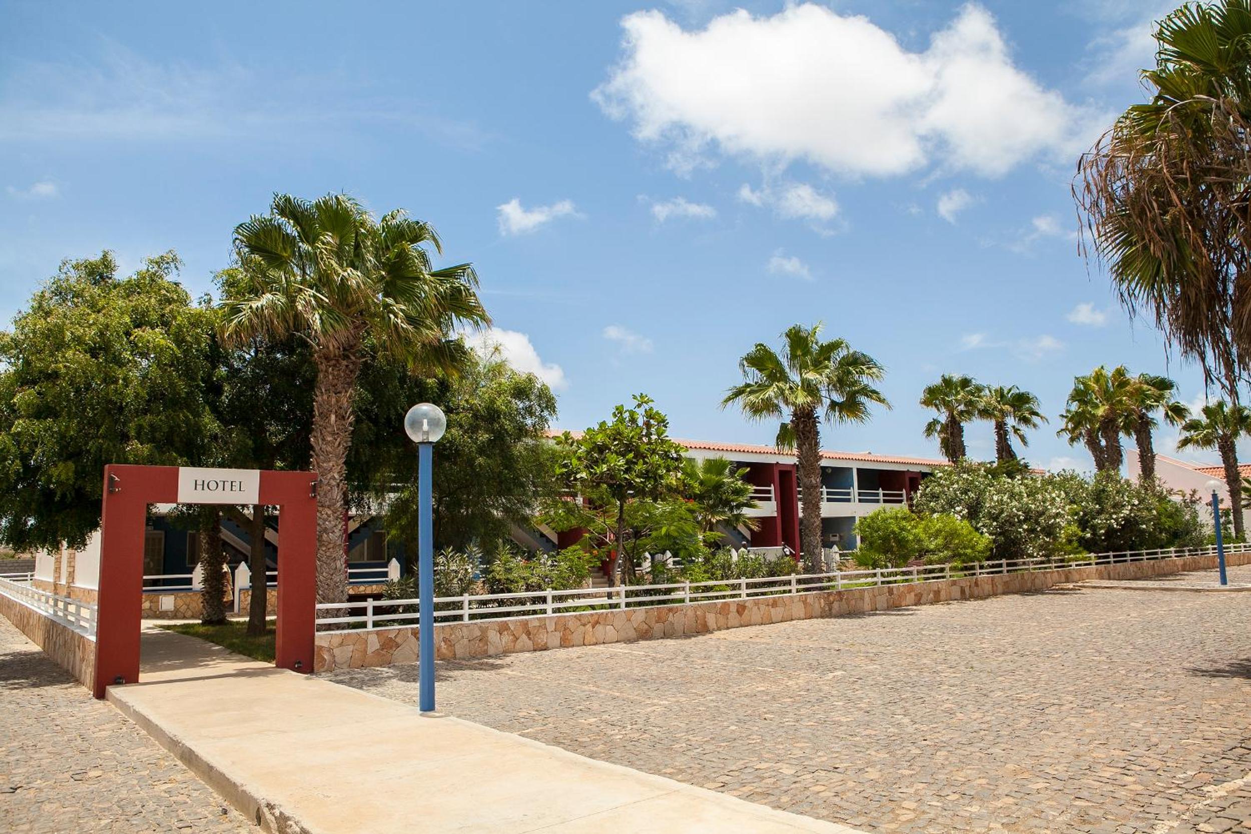 Murdeira Village