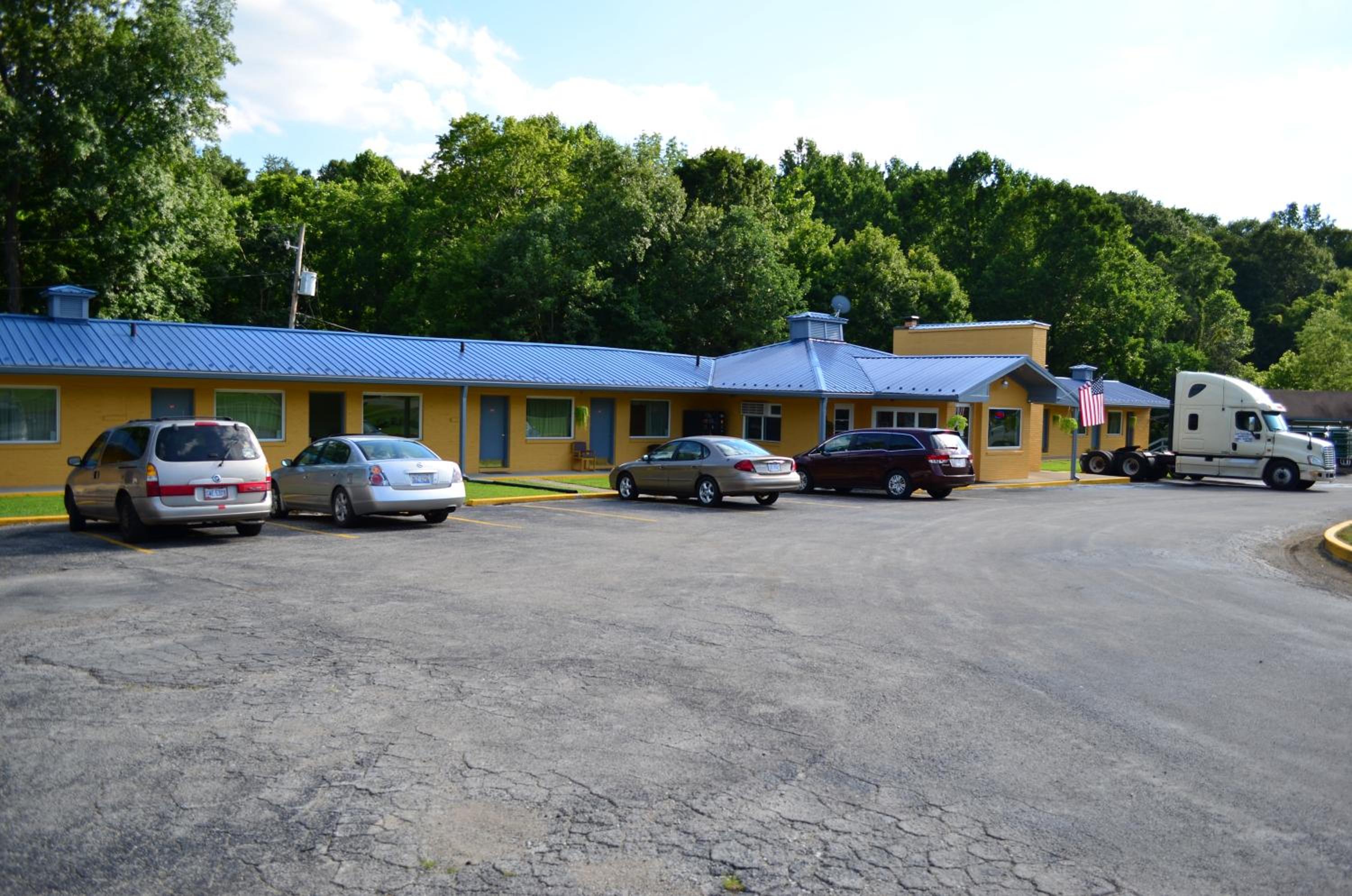 Greystone Motel