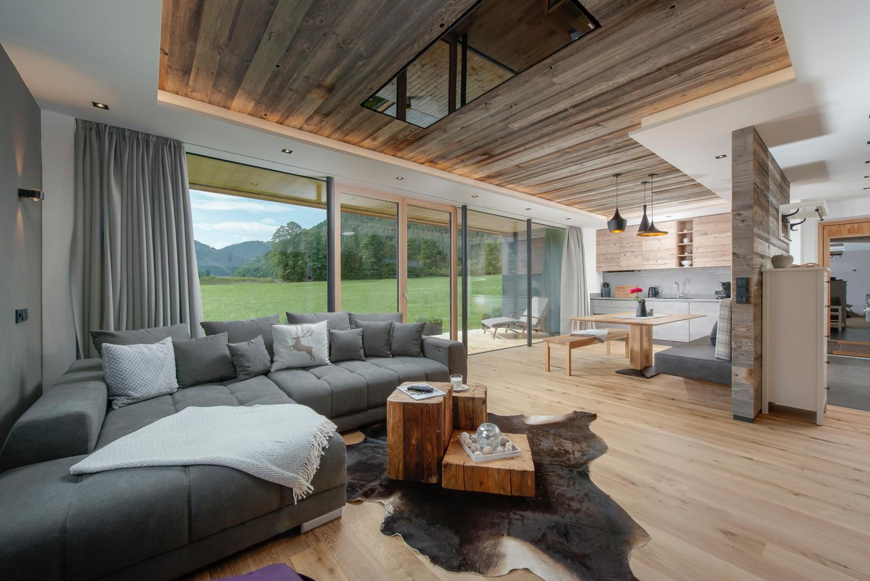 Stoaberg Lodge