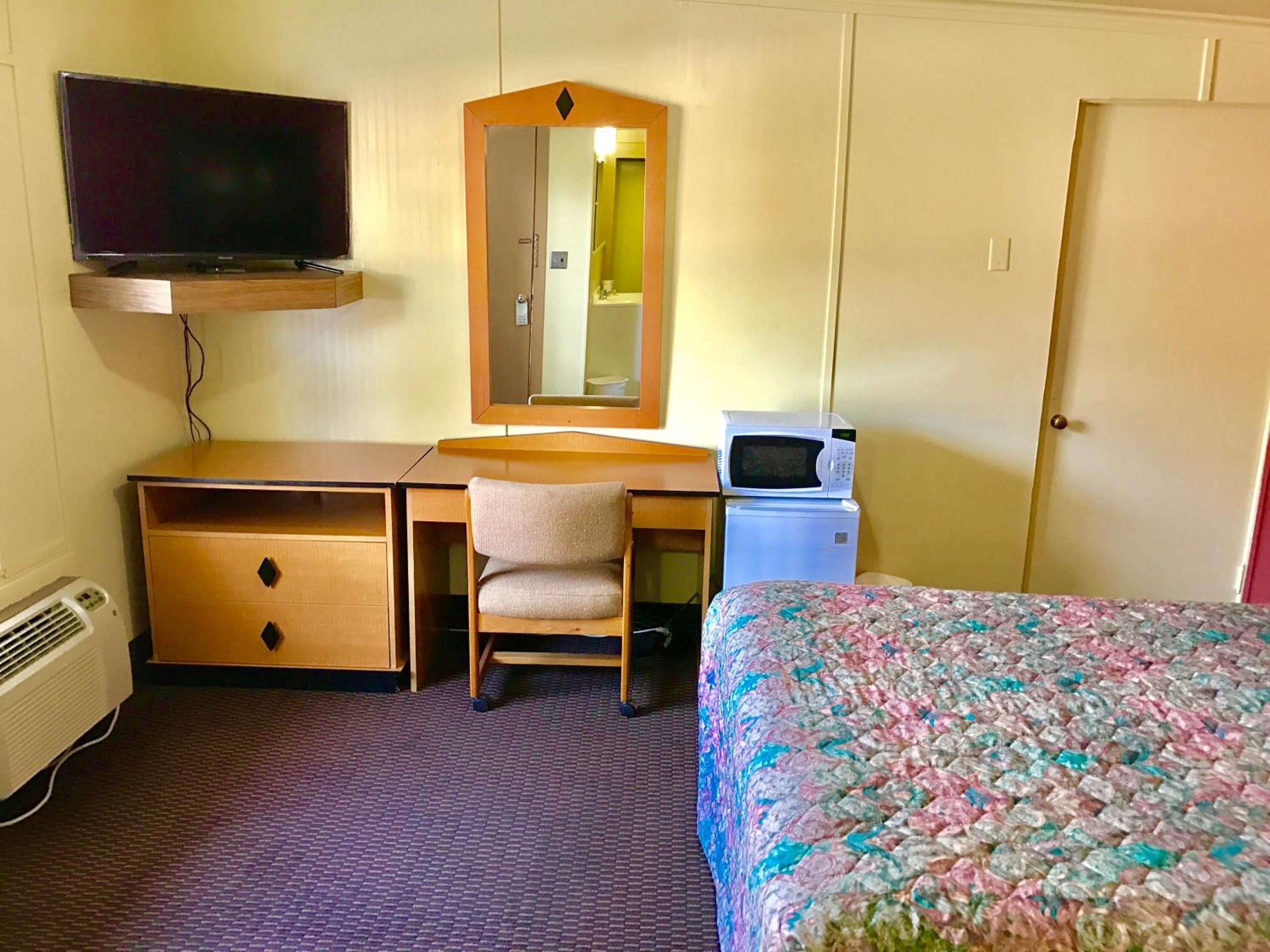 Albany Vacations - Travelers Inn Motel - Property Image 5