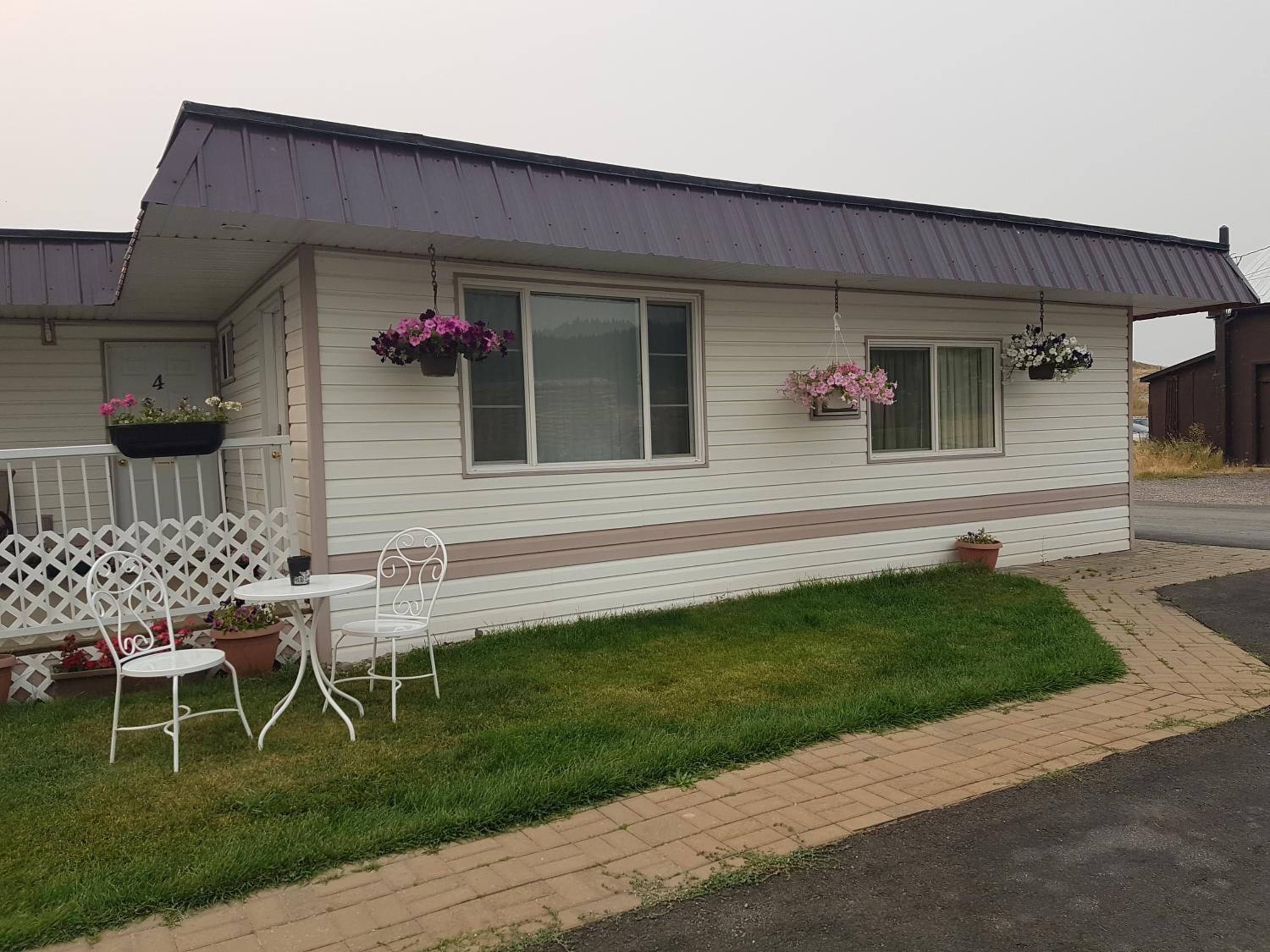 Flamingo Motel