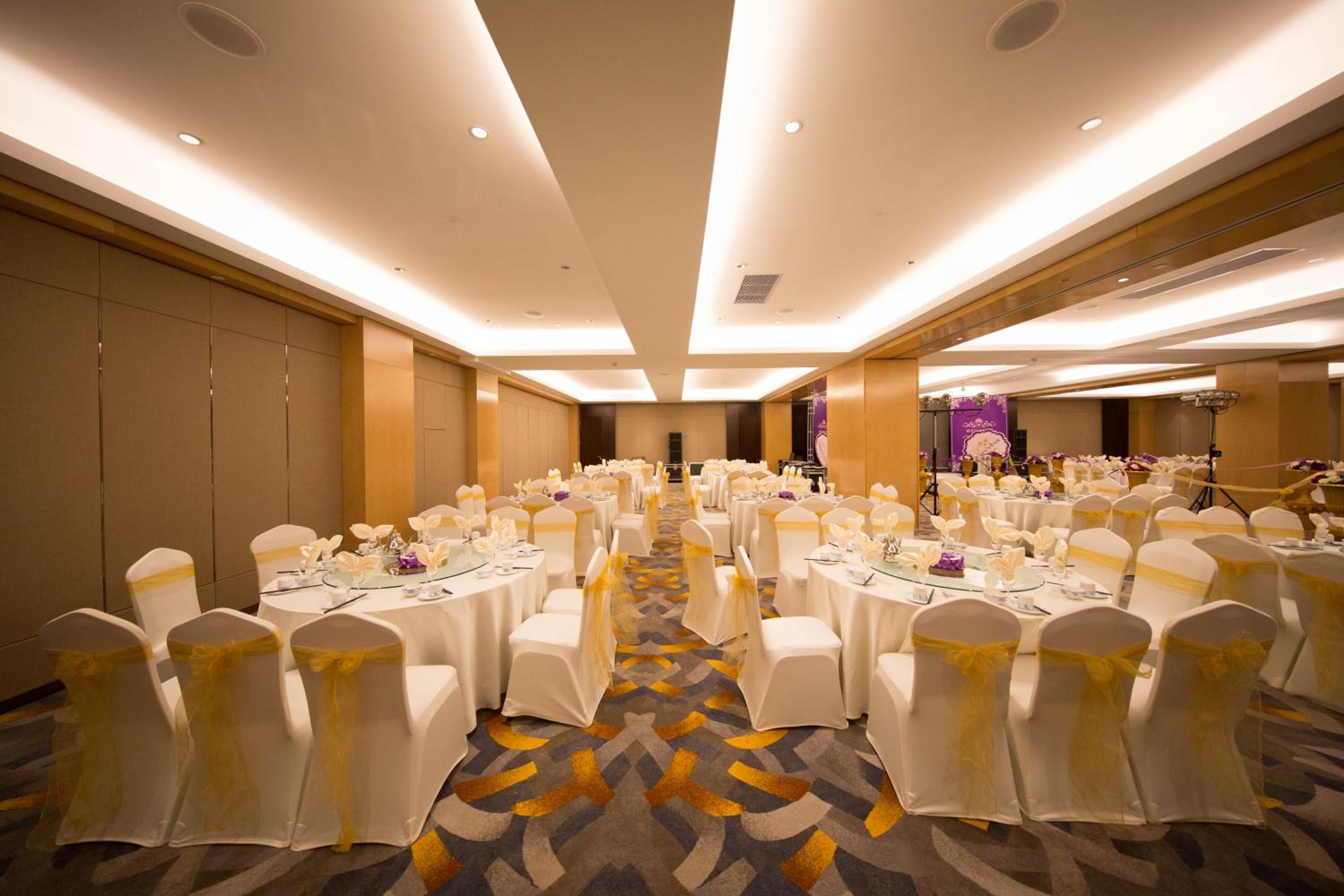 Yantai Meiya International ApartHotel (Previous Ramada Plaza)