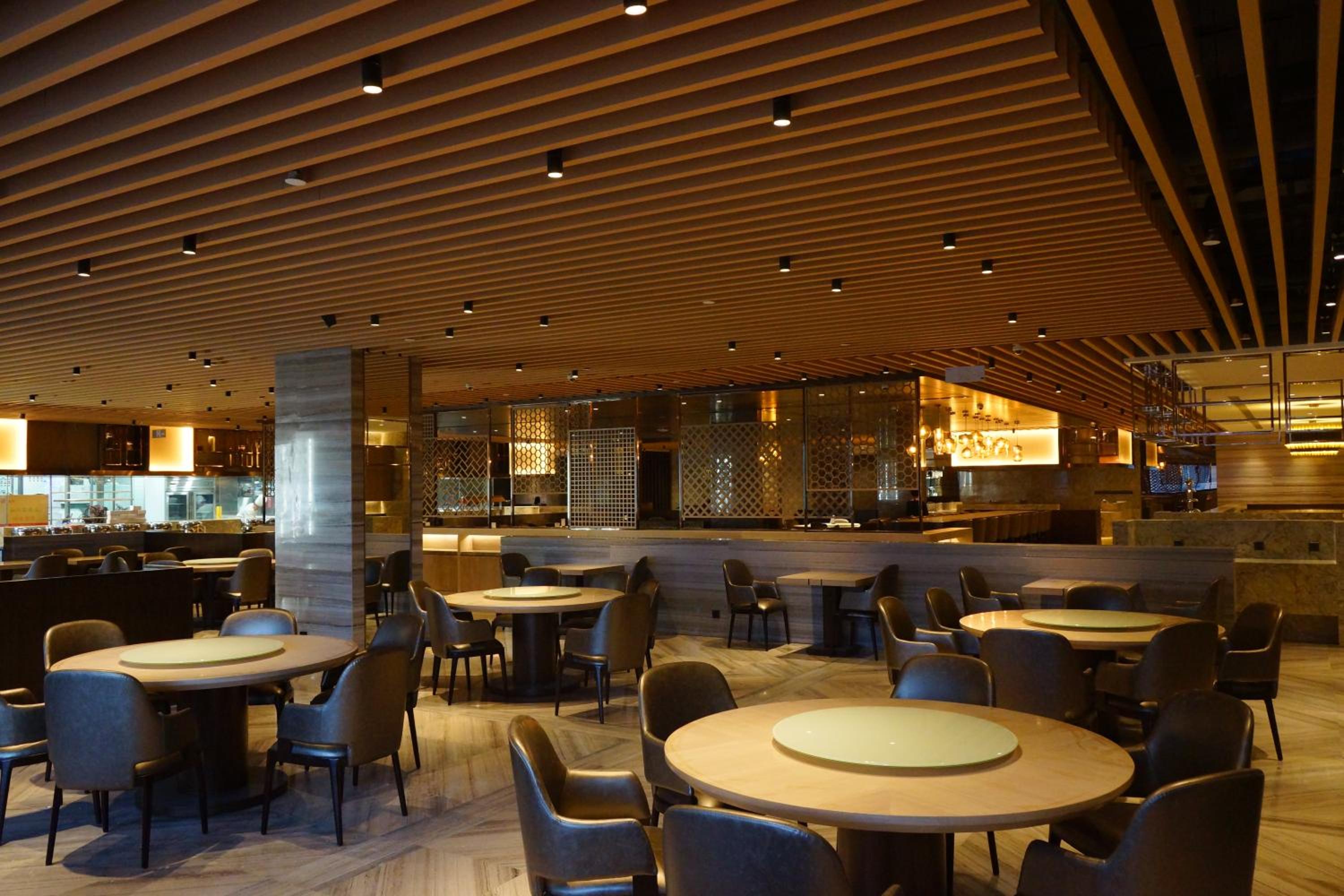 Yantai Meiya International ApartHotel (Previous Ramada Plaza)