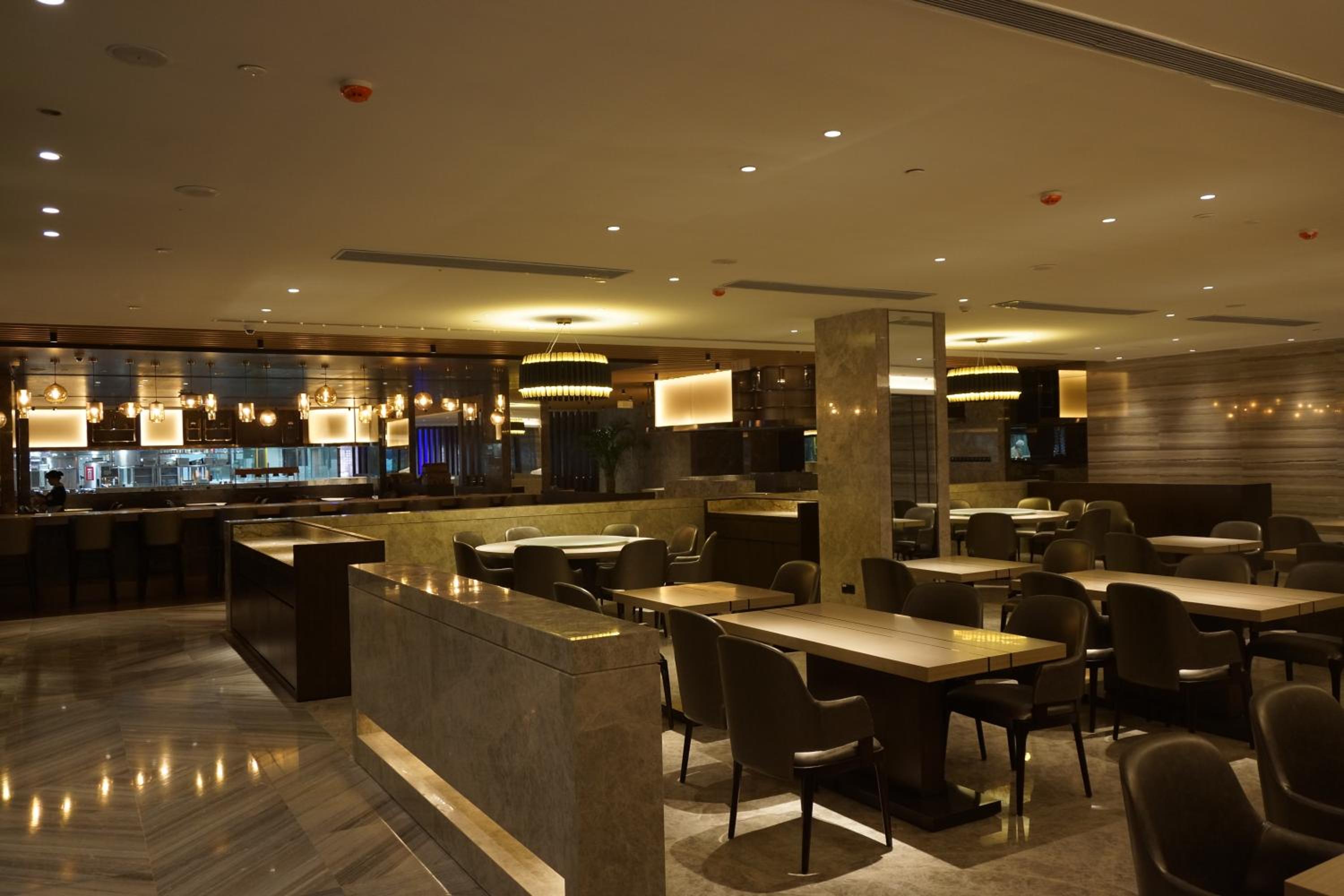 Yantai Meiya International ApartHotel (Previous Ramada Plaza)