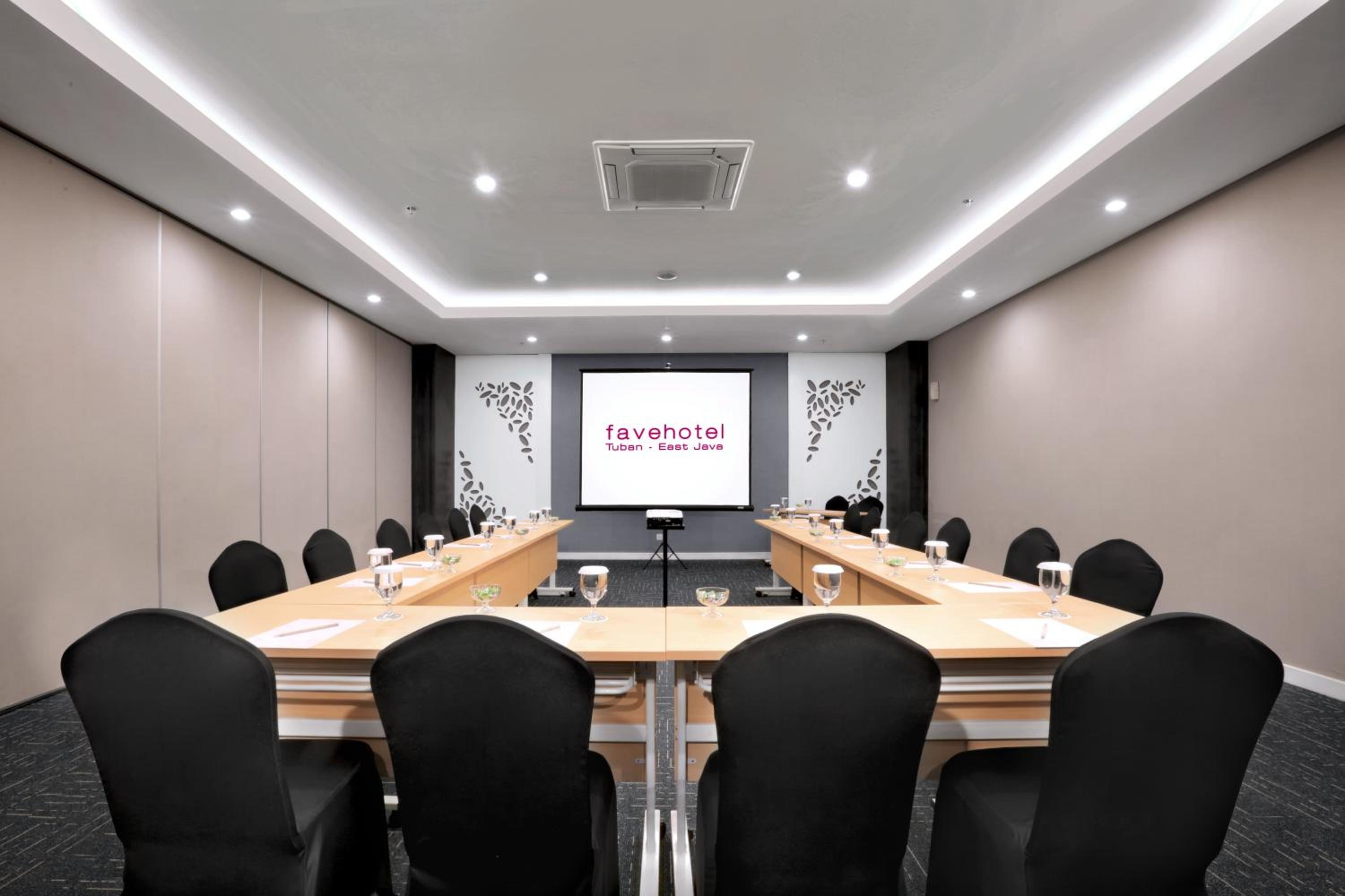 Tuban Vacations - favehotel Tuban - Property Image 6