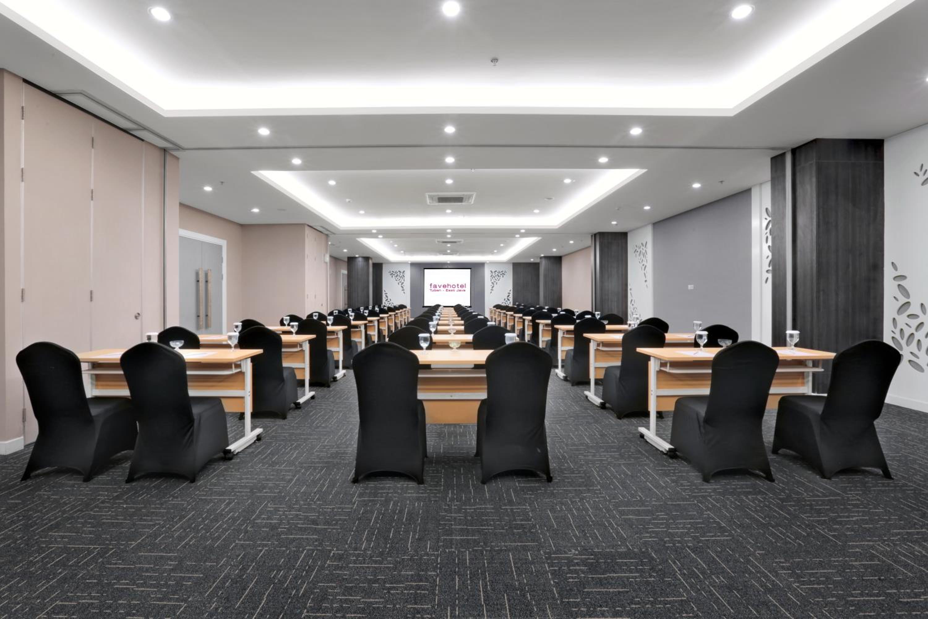 Tuban Vacations - favehotel Tuban - Property Image 3