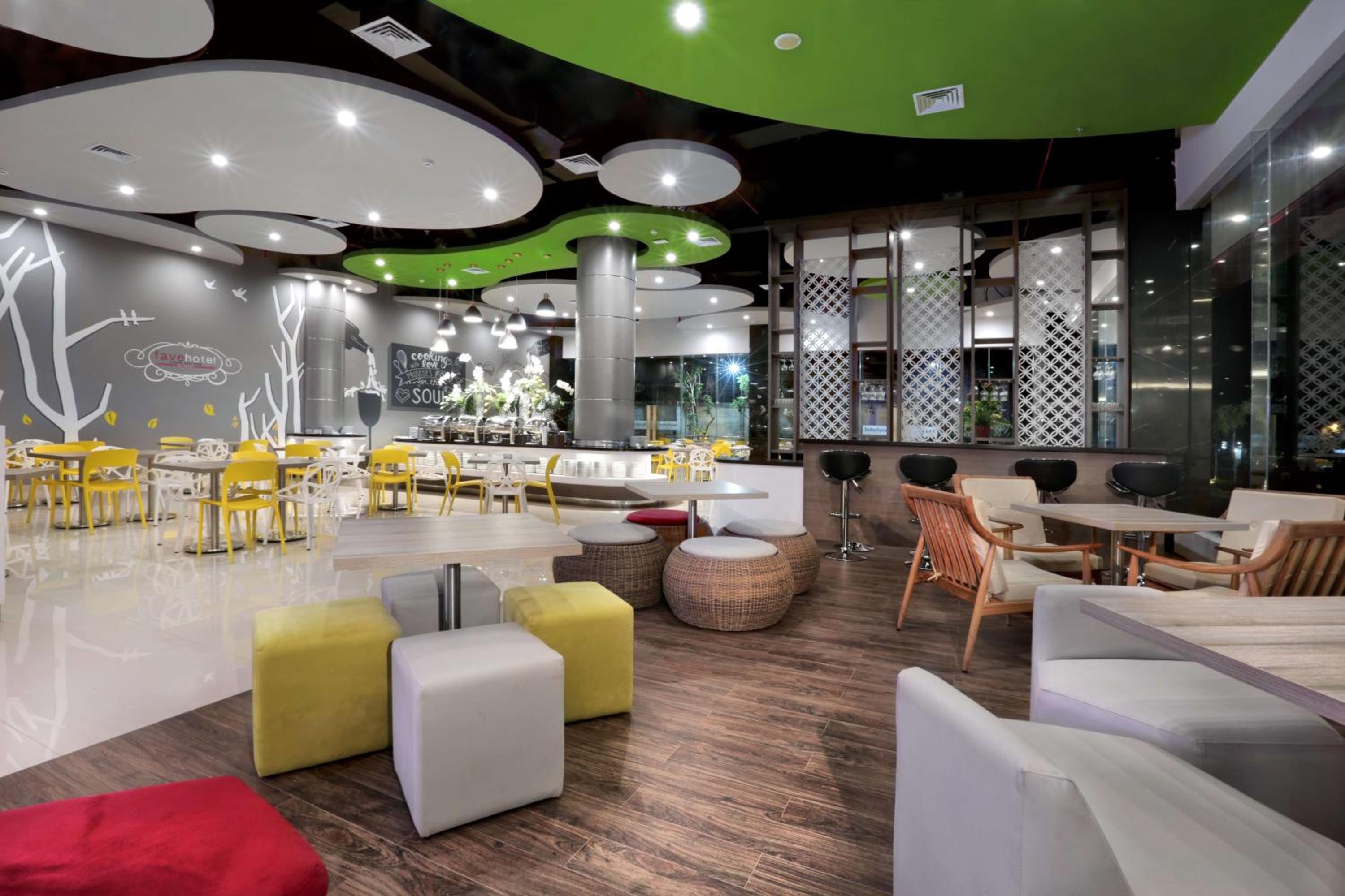 Tuban Vacations - favehotel Tuban - Property Image 4