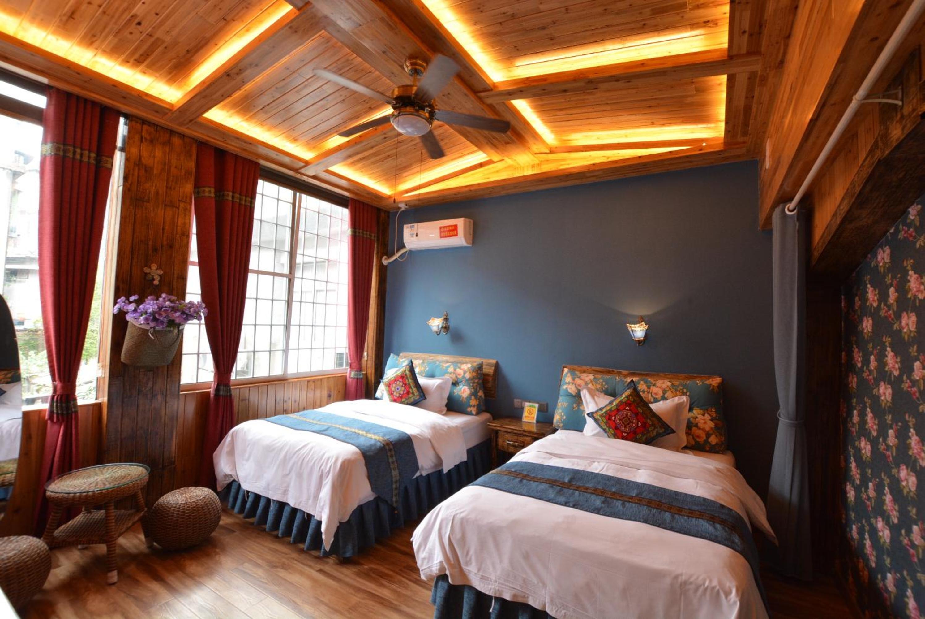 Floral Hotel · Baihui Living Zhangjiajie