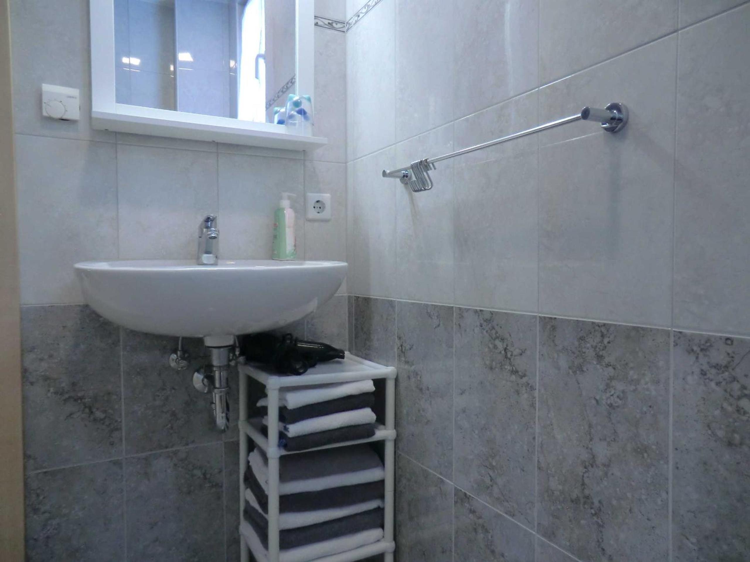 Ferienwohnung Koch en Rust — bathroom