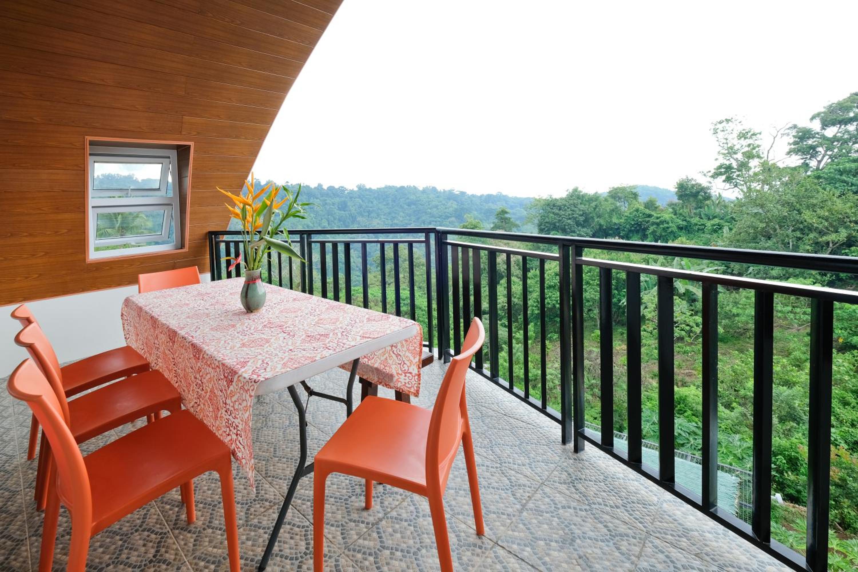 The Duyan House at Sinagtala Resort