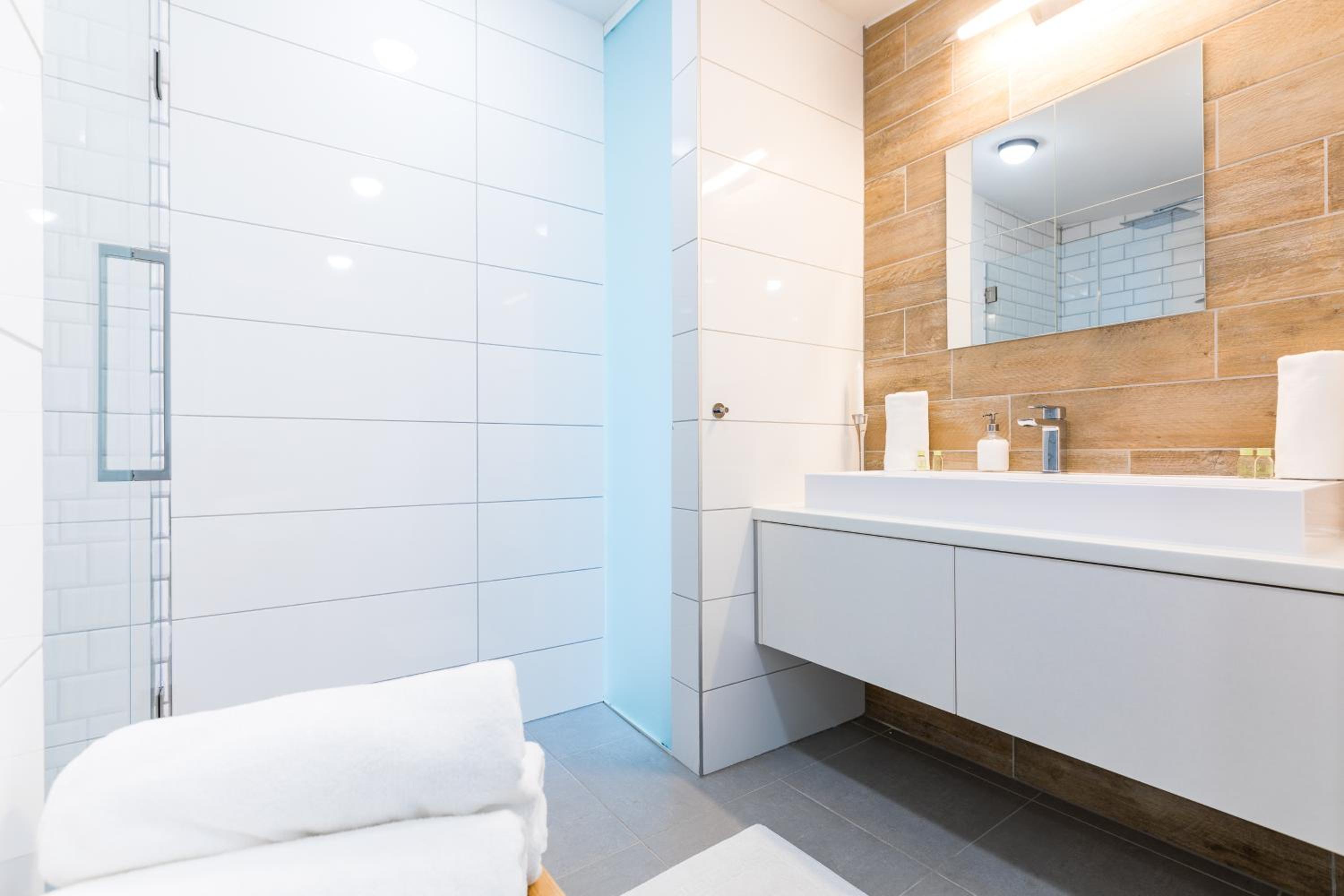 Vagabond Corvin — photo 115