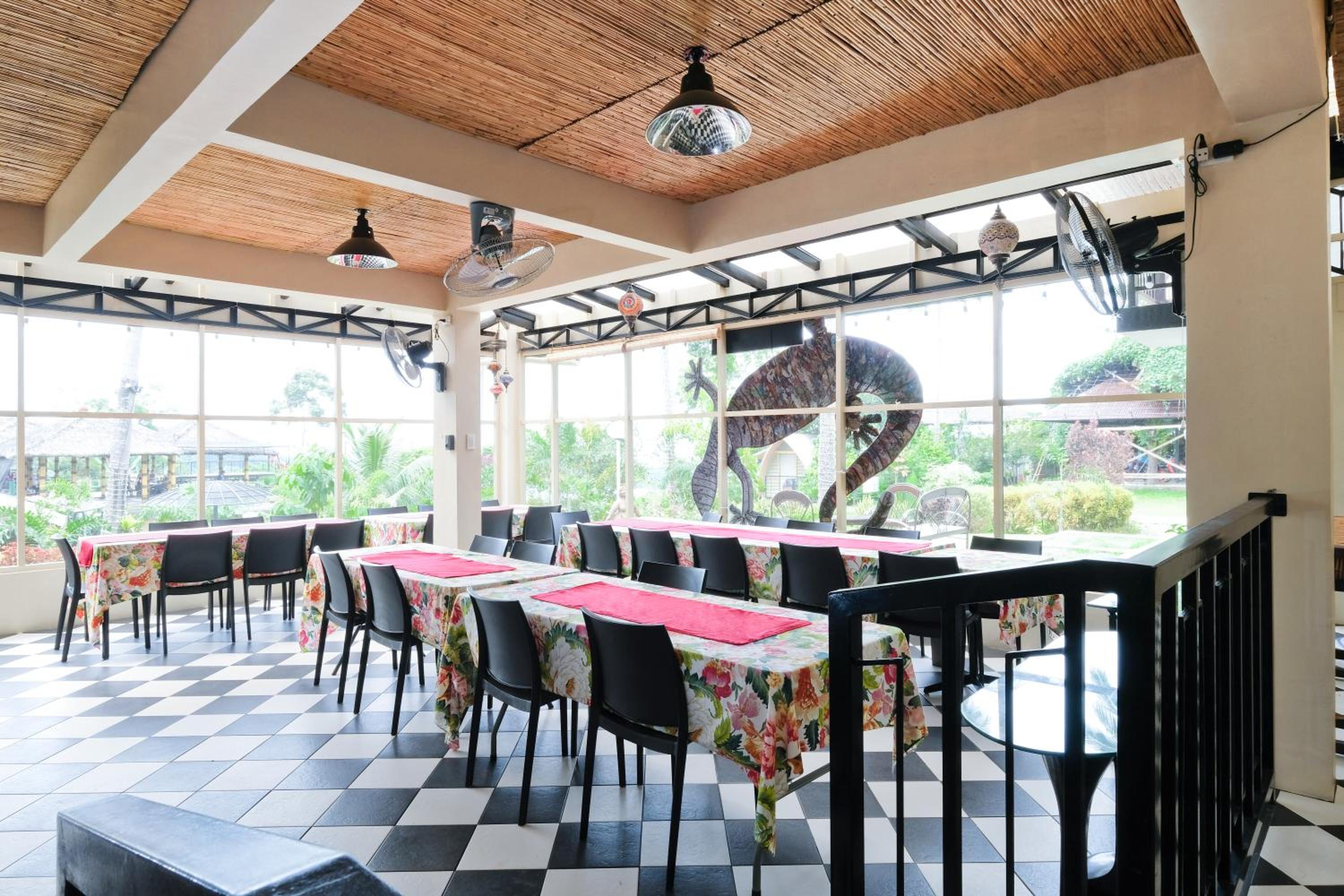 The Duyan House at Sinagtala Resort