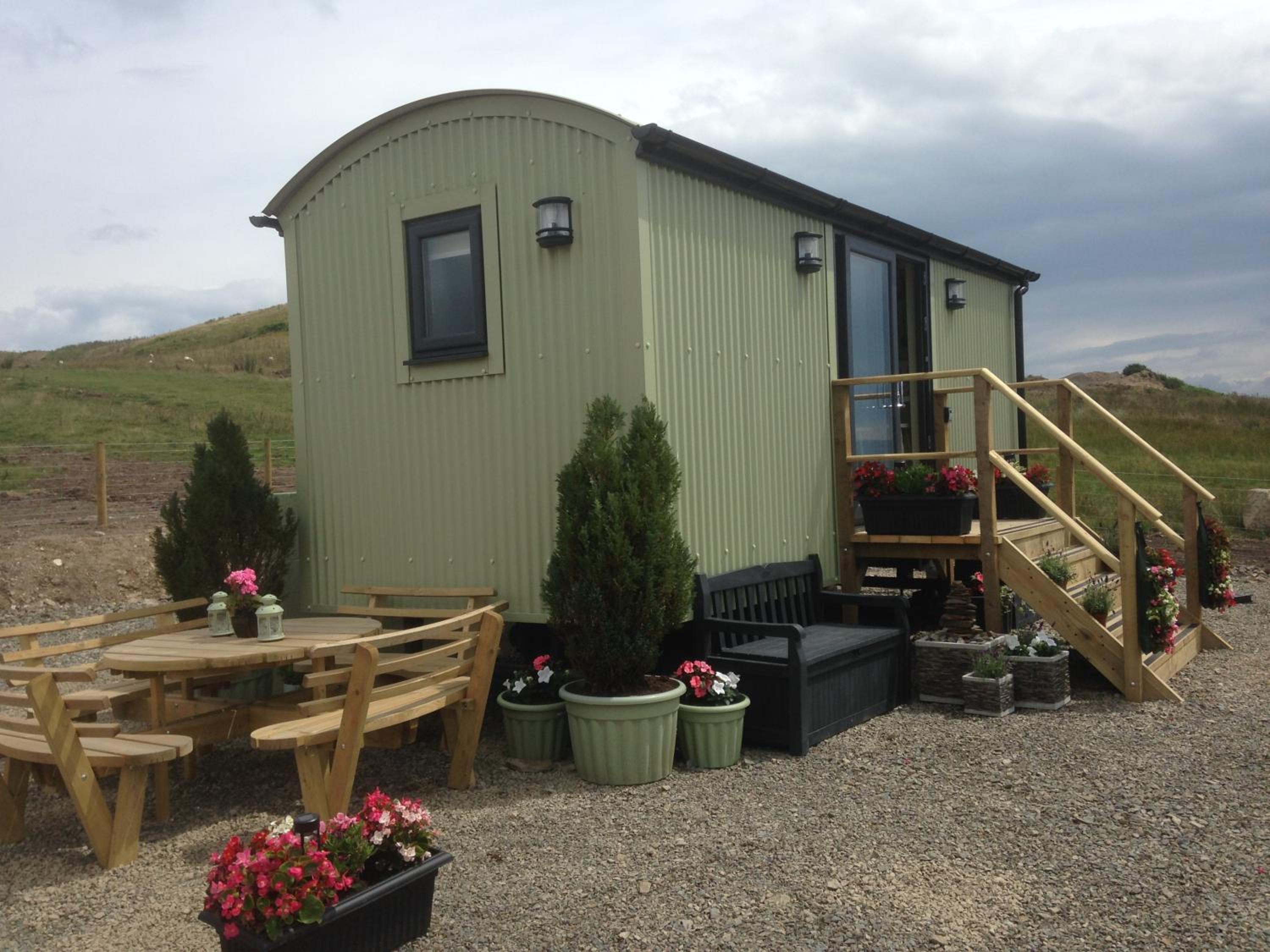 Upper Gilwern Quarry Hut view 4
