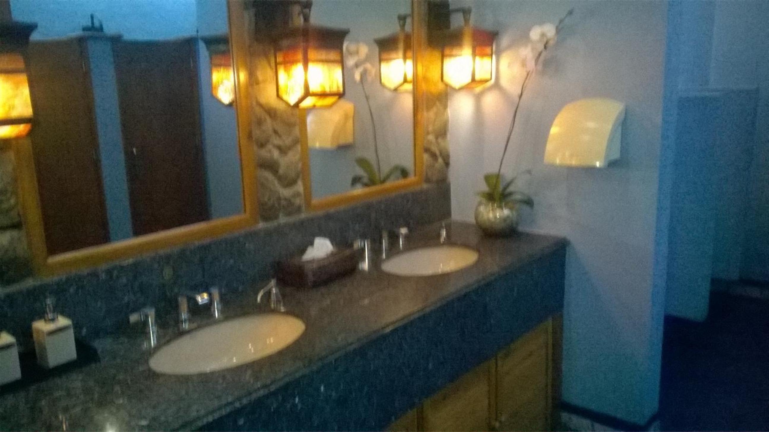PRIVATE unit CAMP JOHN HAY MANOR