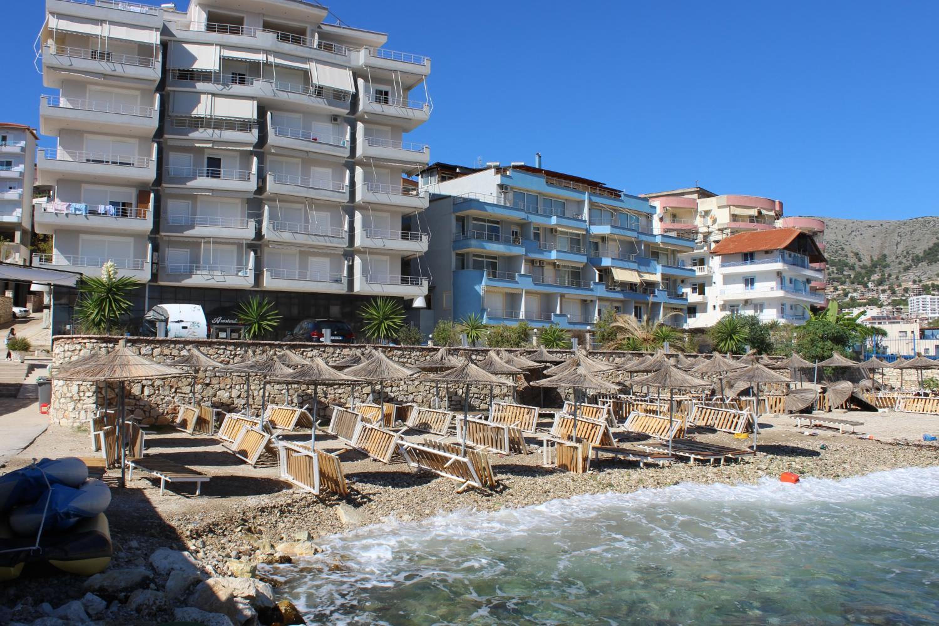 Port Side Sarande