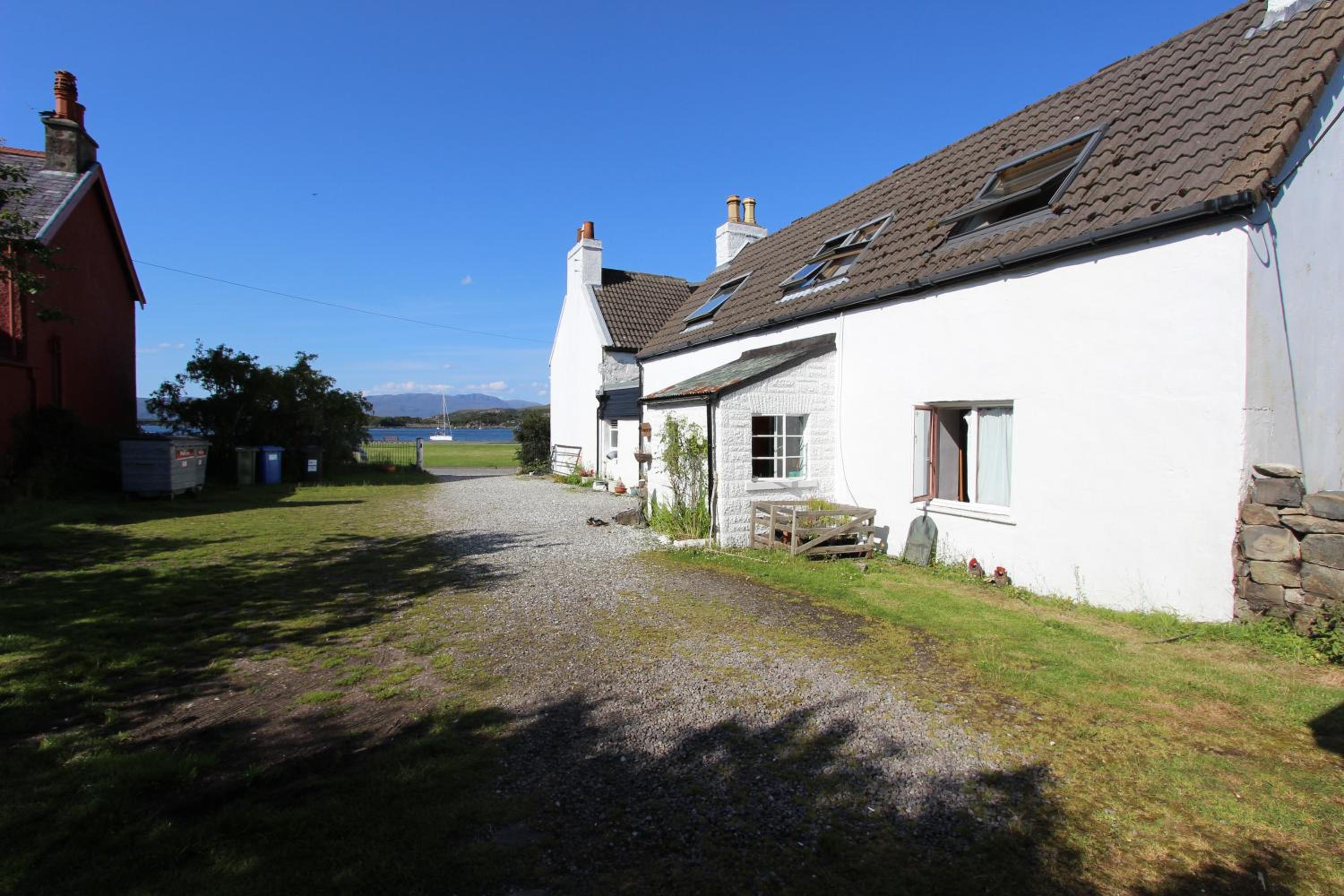 Skye Backpackers