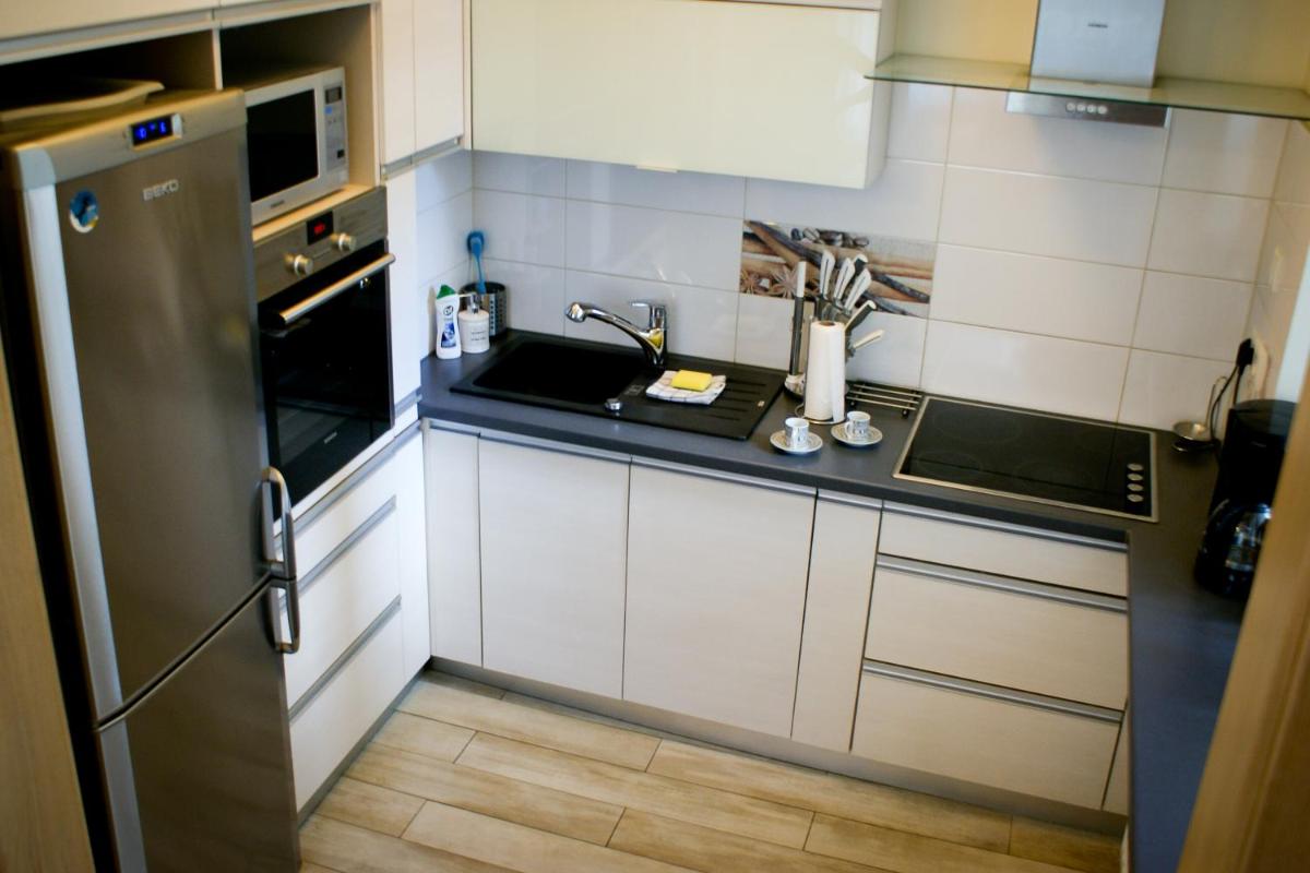 Apartament Wild Rose view 3