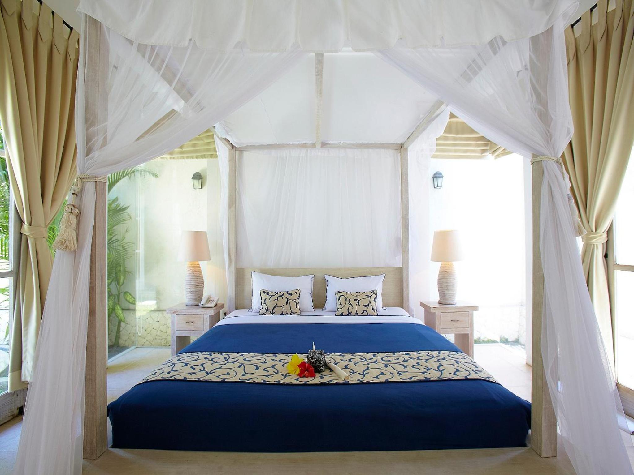 Artemis Villa Hotel