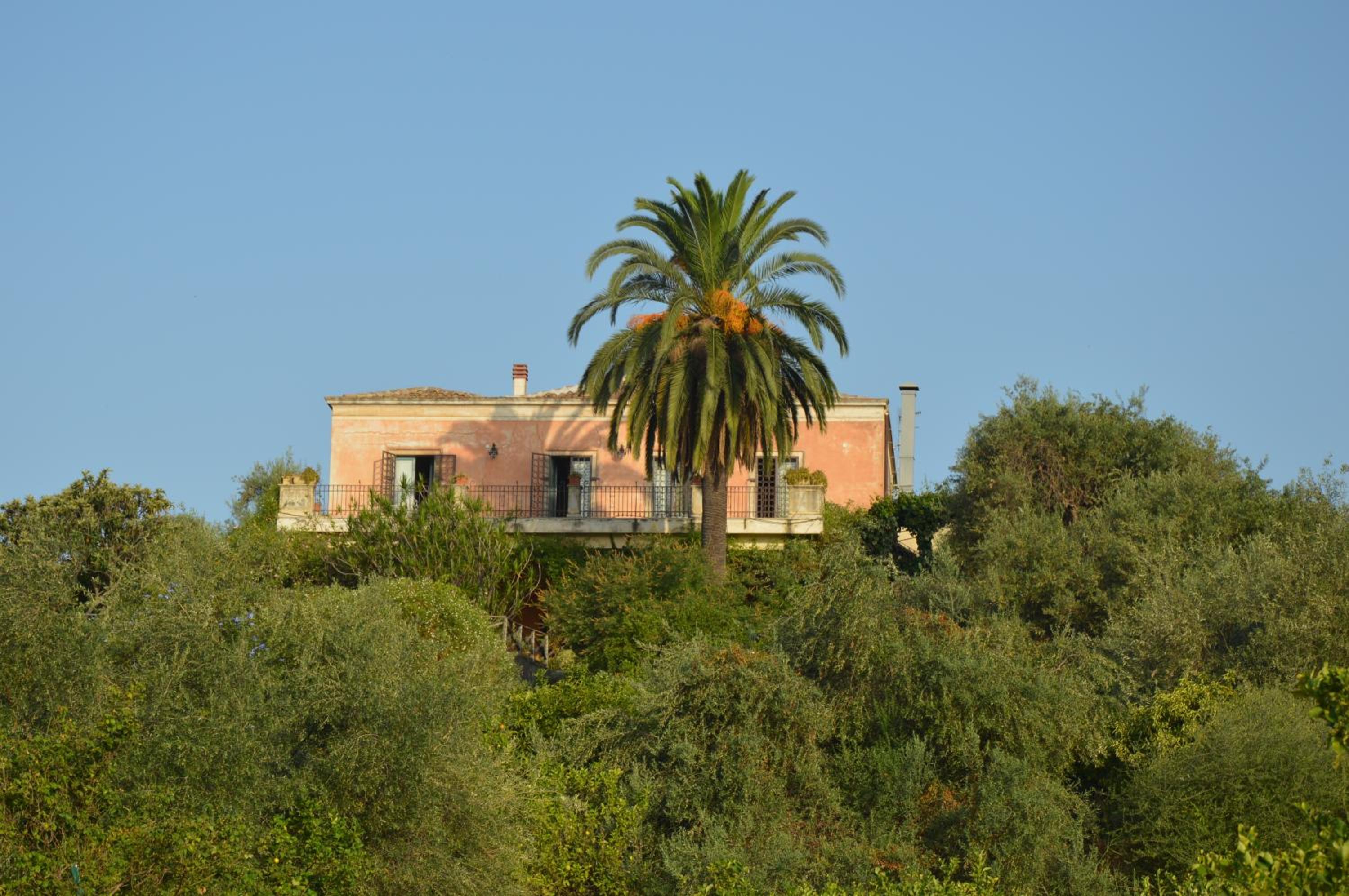 Antico Borgo Etneo Country Hotel