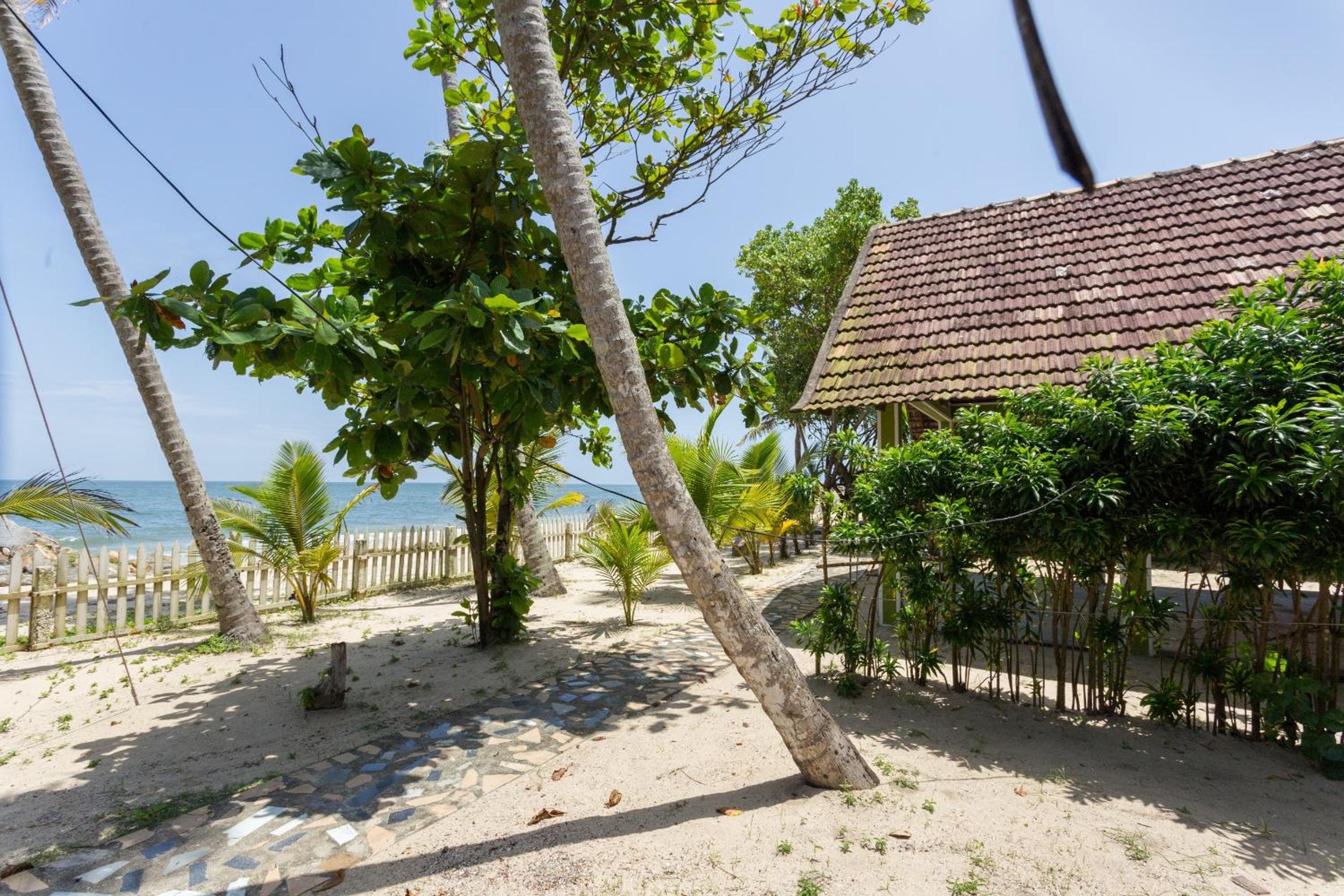 Azure Tides Marari