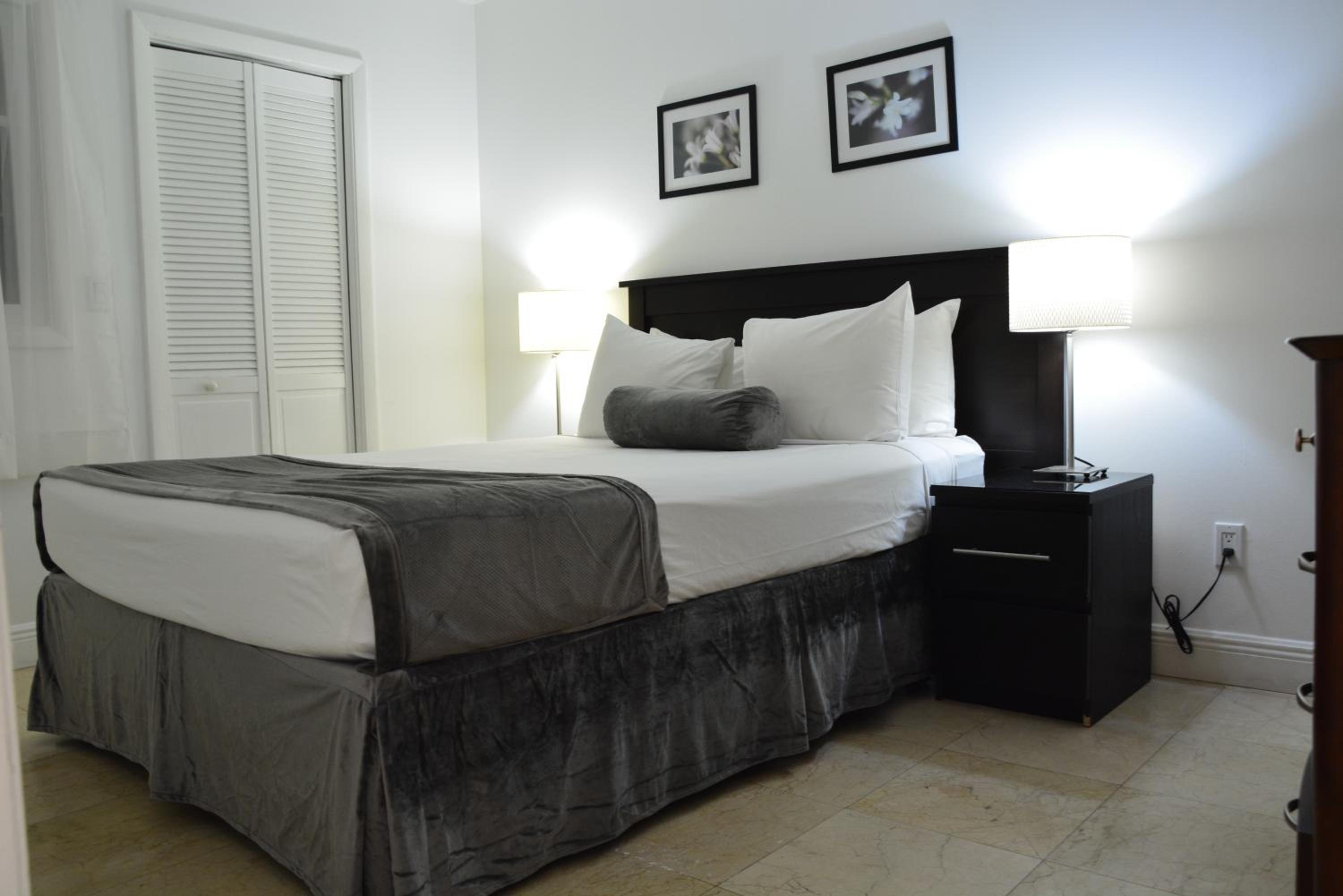 New Point Miami Beach Apartments