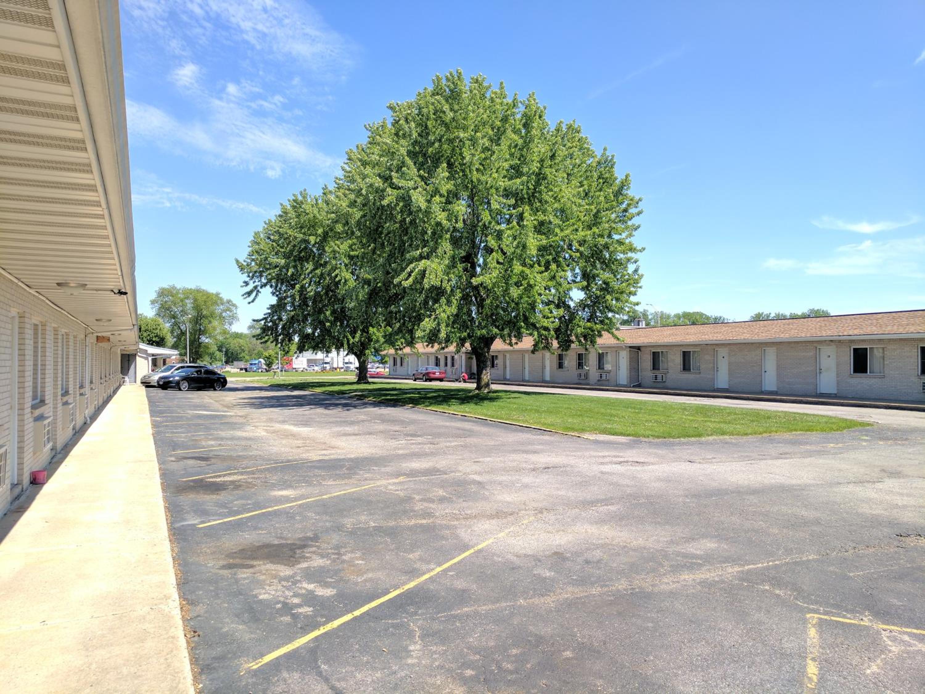 All Seasons Motel
