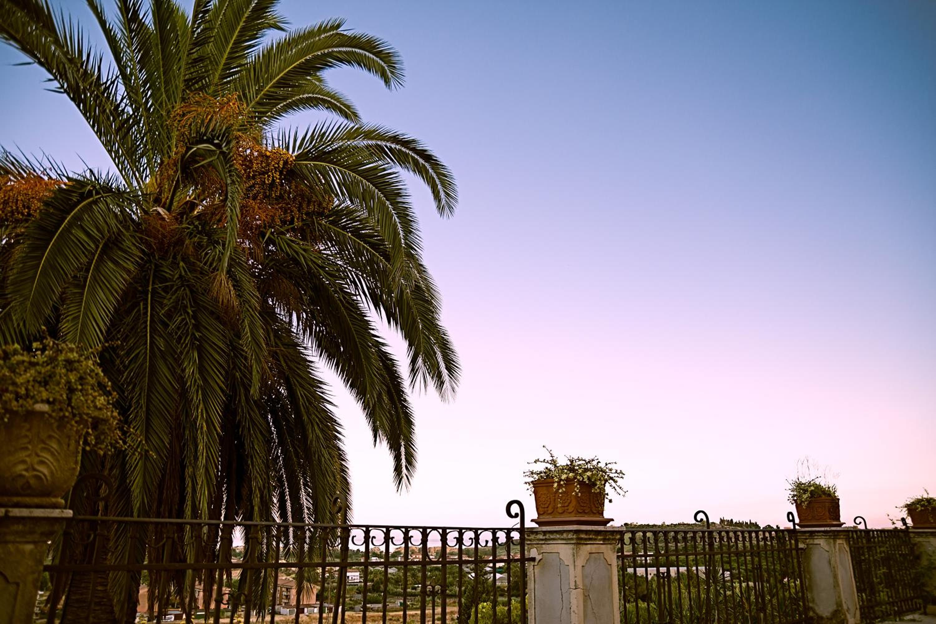 Antico Borgo Etneo Country Hotel
