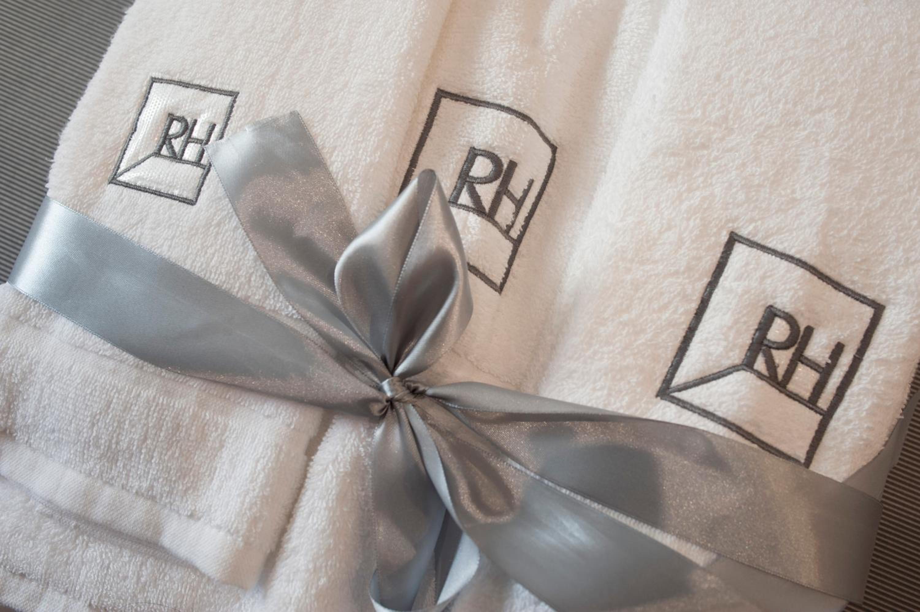 B&B Rakel Home