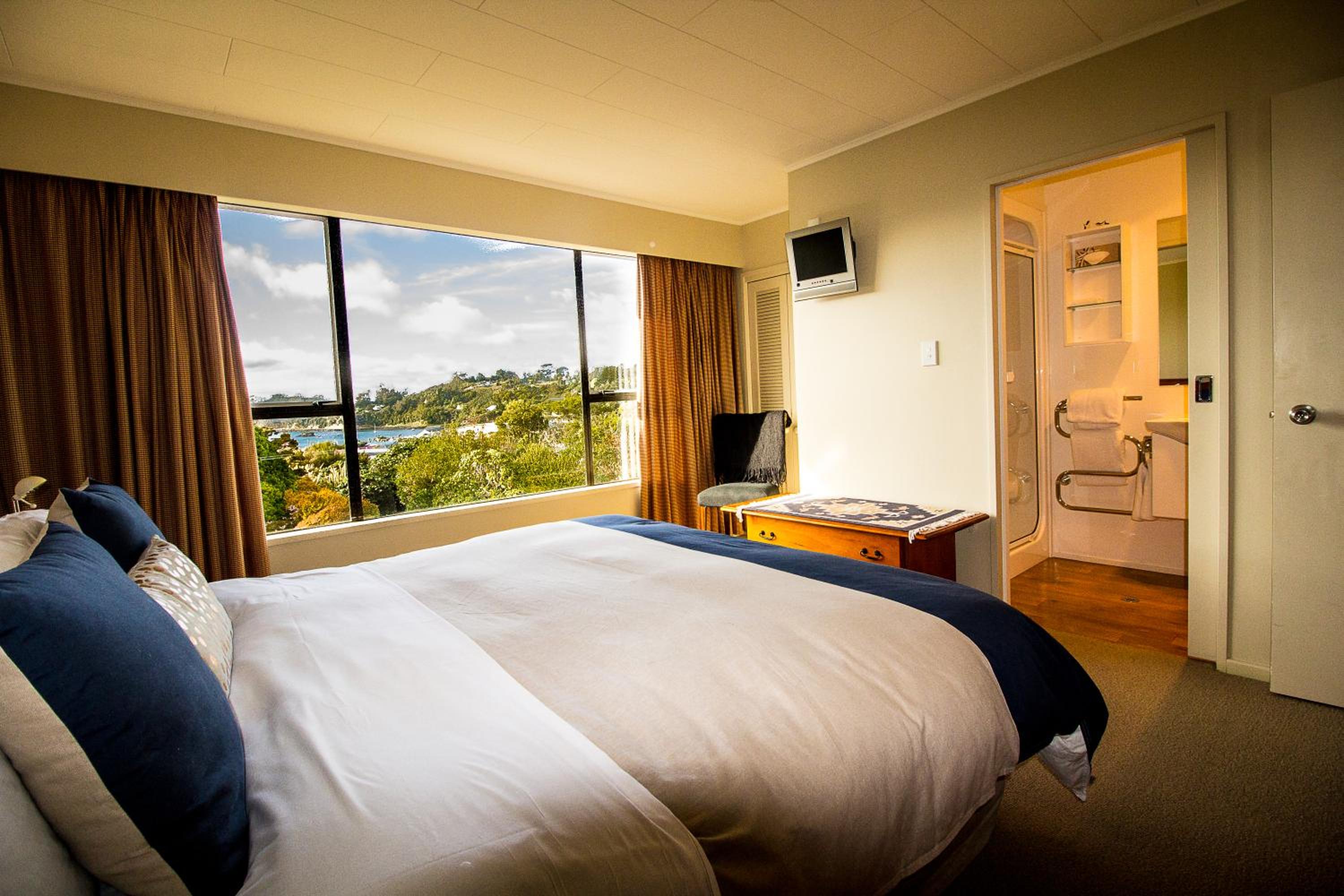 Kowhai Lane Lodge view 3
