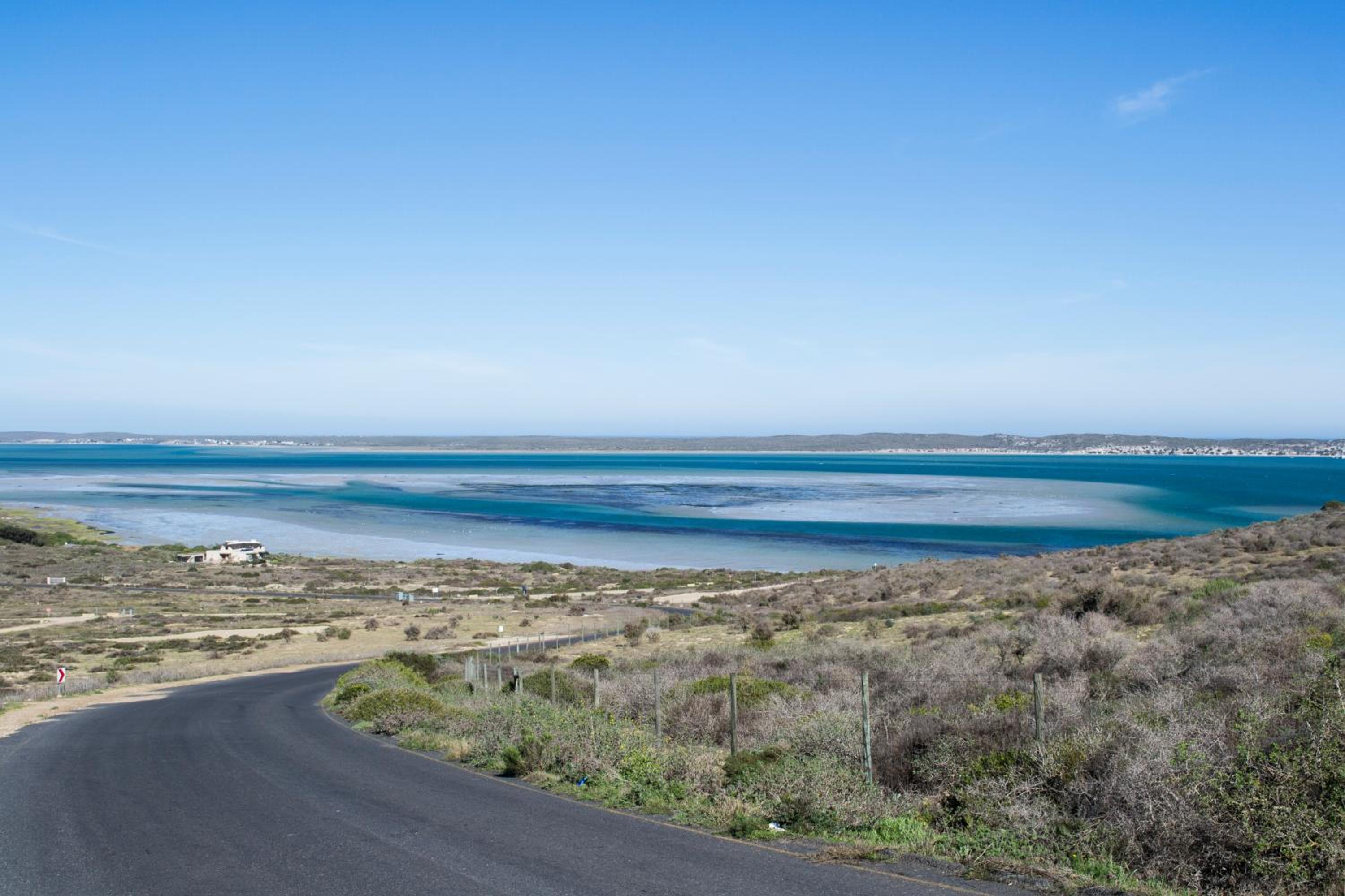 Kraalbaai Lifestyle House Boats view 5
