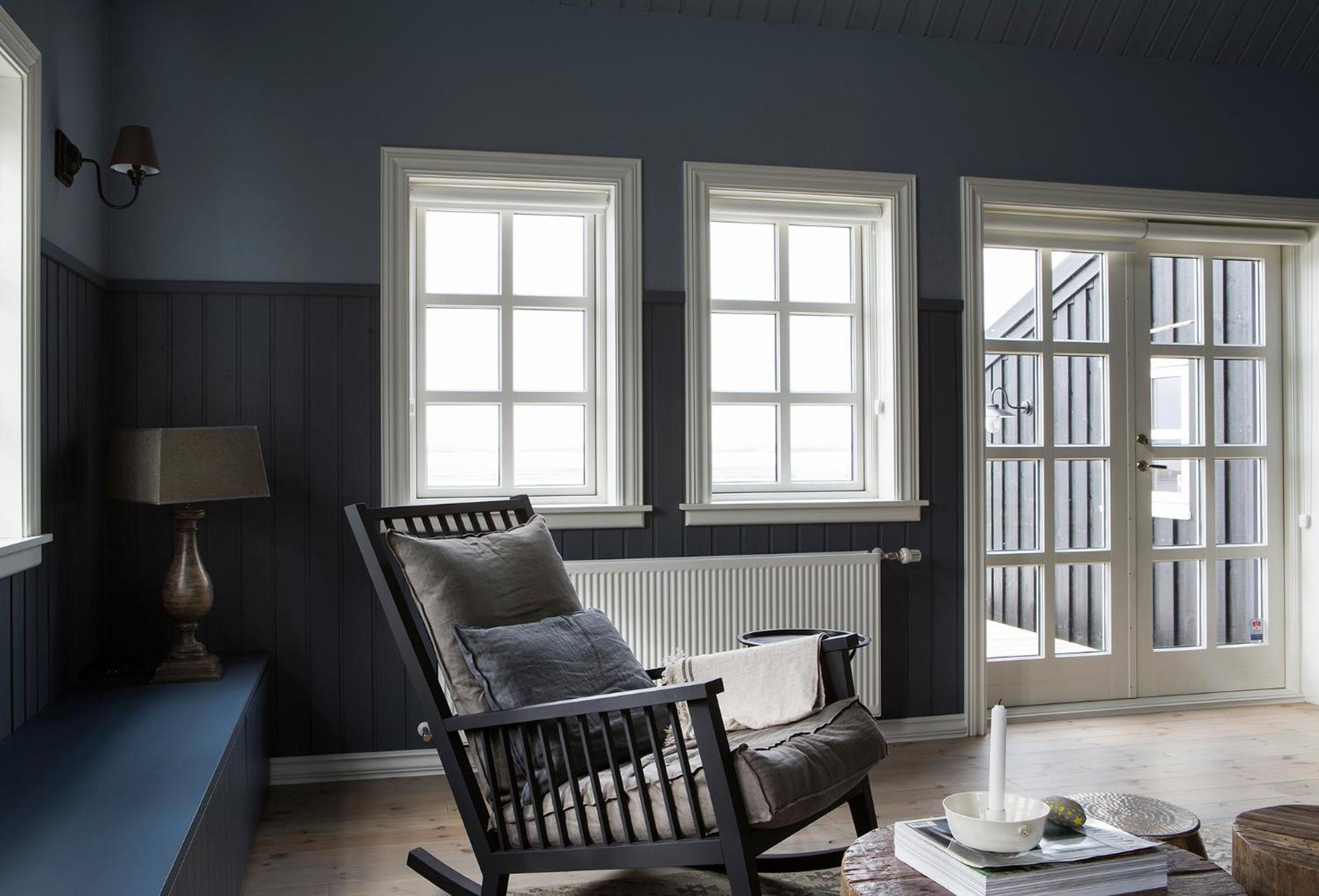 Black timber house view 3