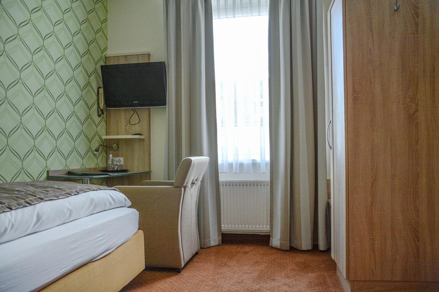 Hotel zur Insel - Property Image 15