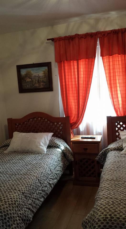 Hostal Casa Amarilla San Vicente de Tagua Tagua
