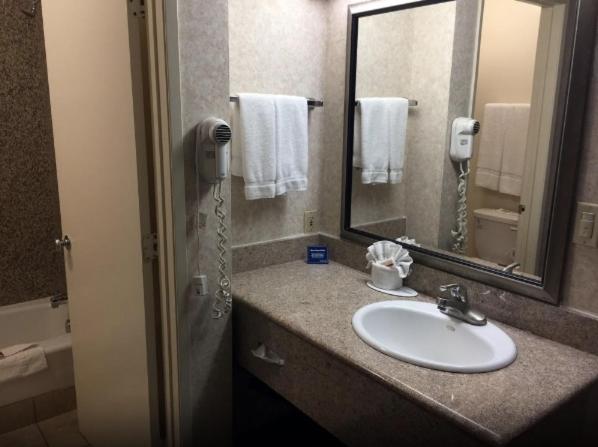 Triplodge of Santa Clarita - Property Image 10