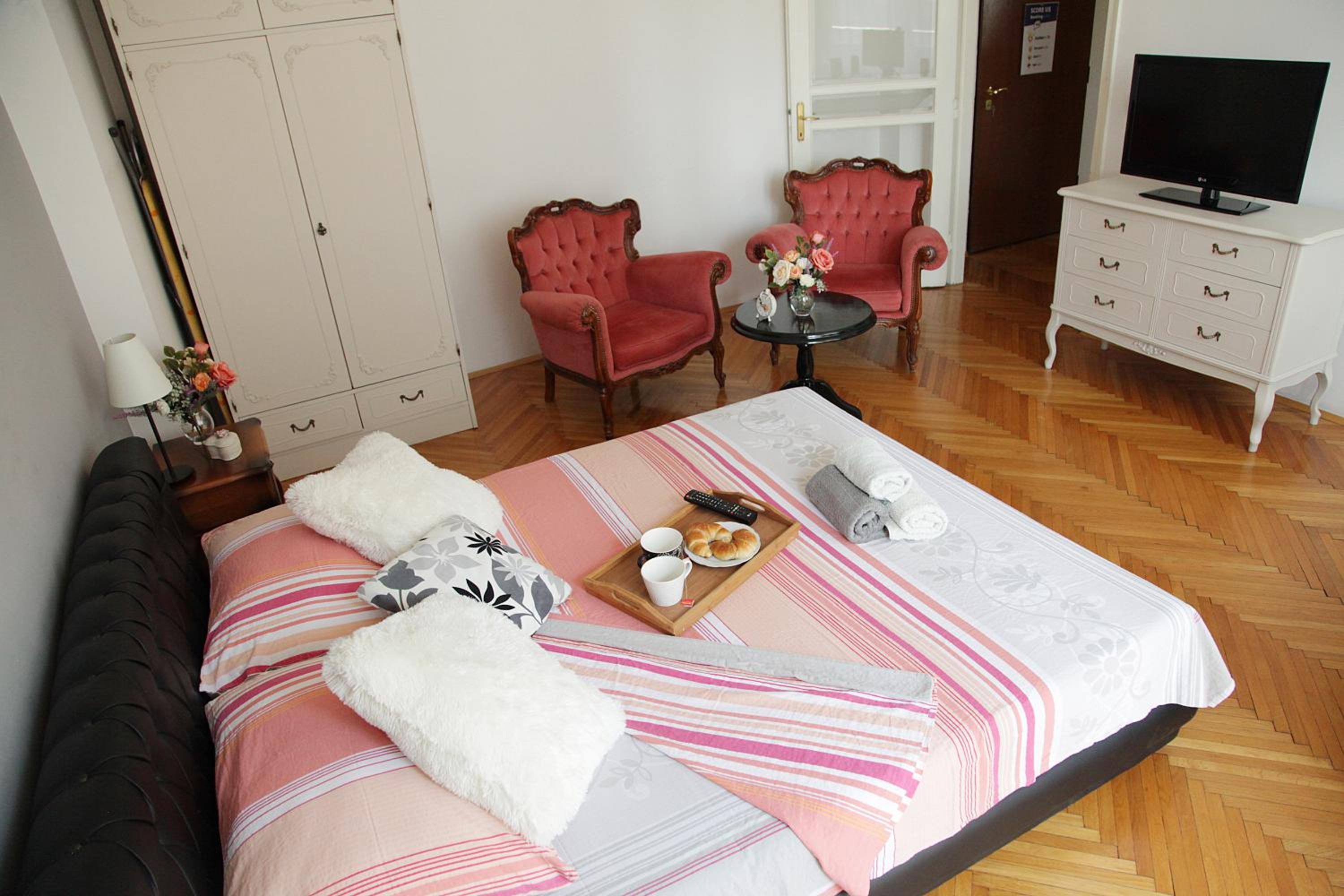 London Apartment