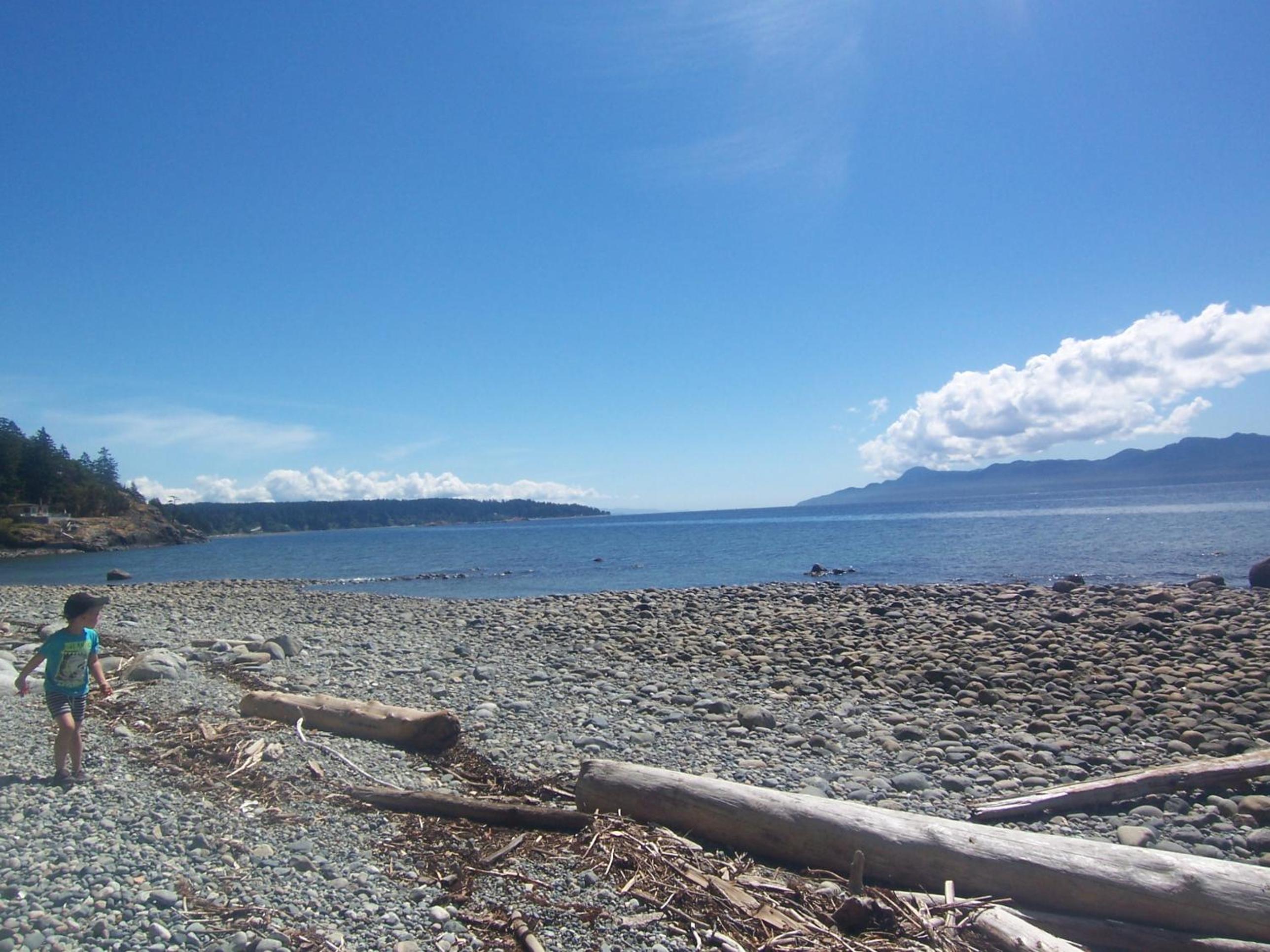 Malaspina Strait Cottage