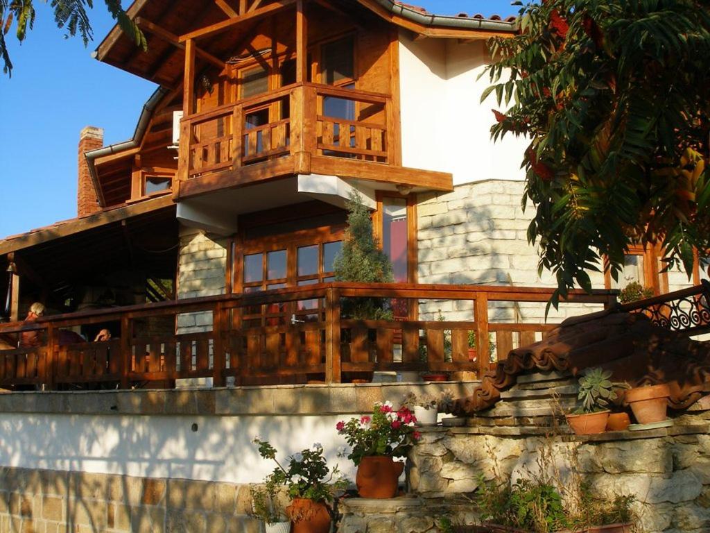 Zhivka House