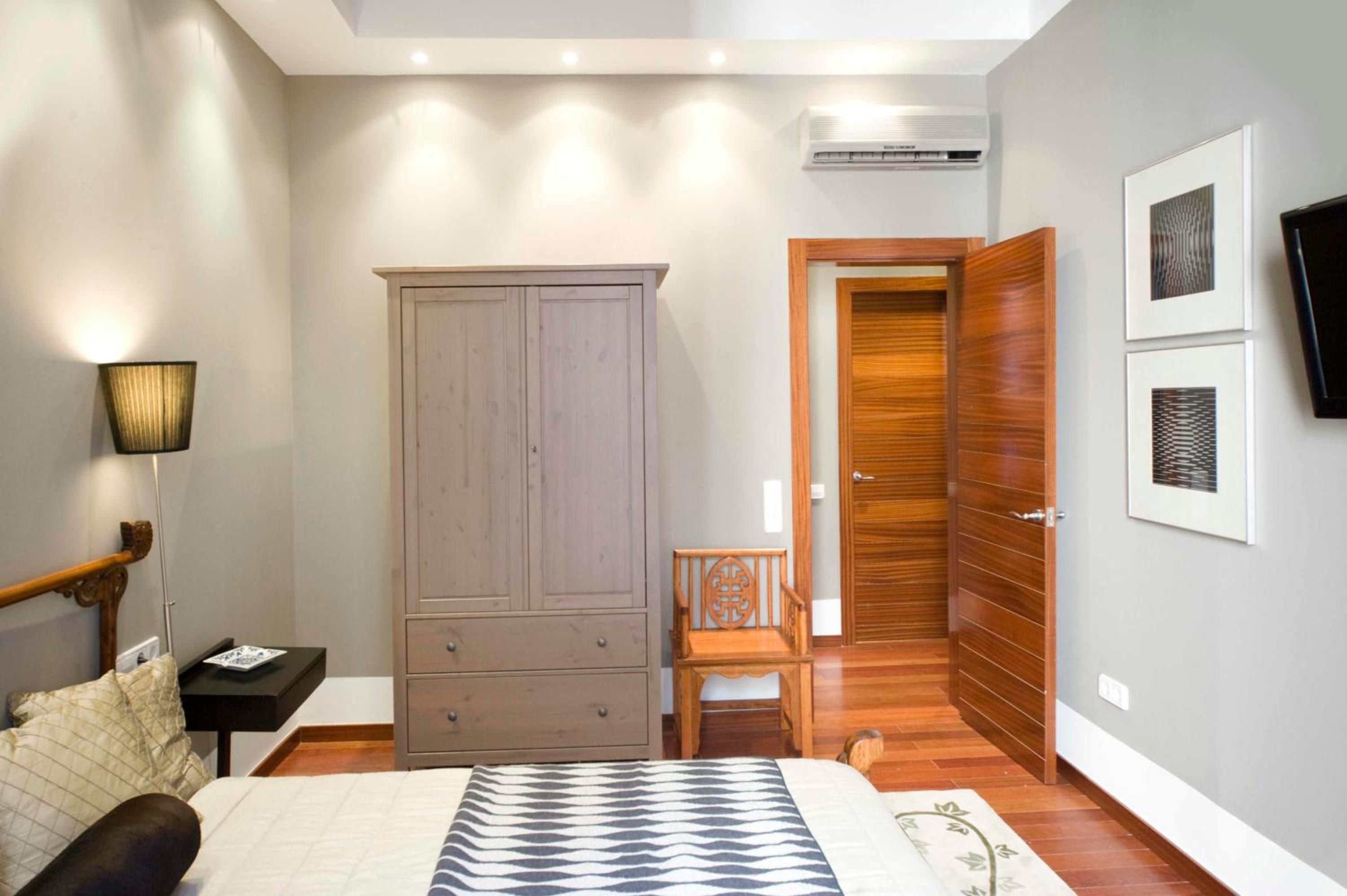 You Stylish City Center Apartments