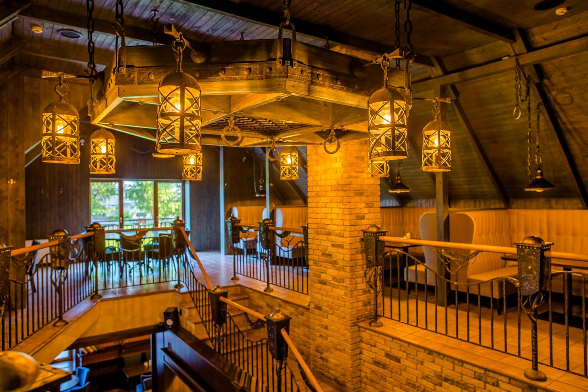restaurant