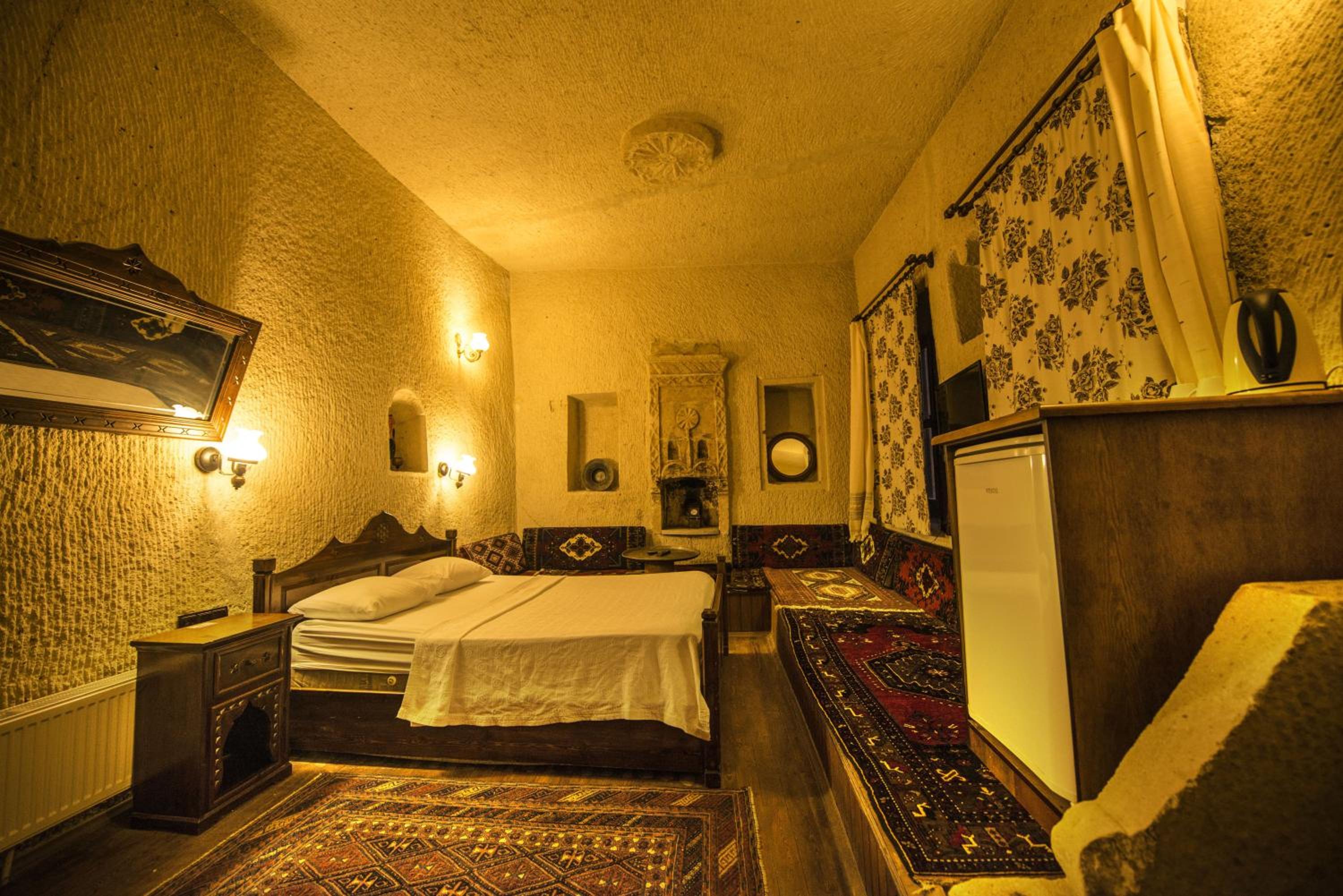 Vineyard Cave Hotel - Image 92