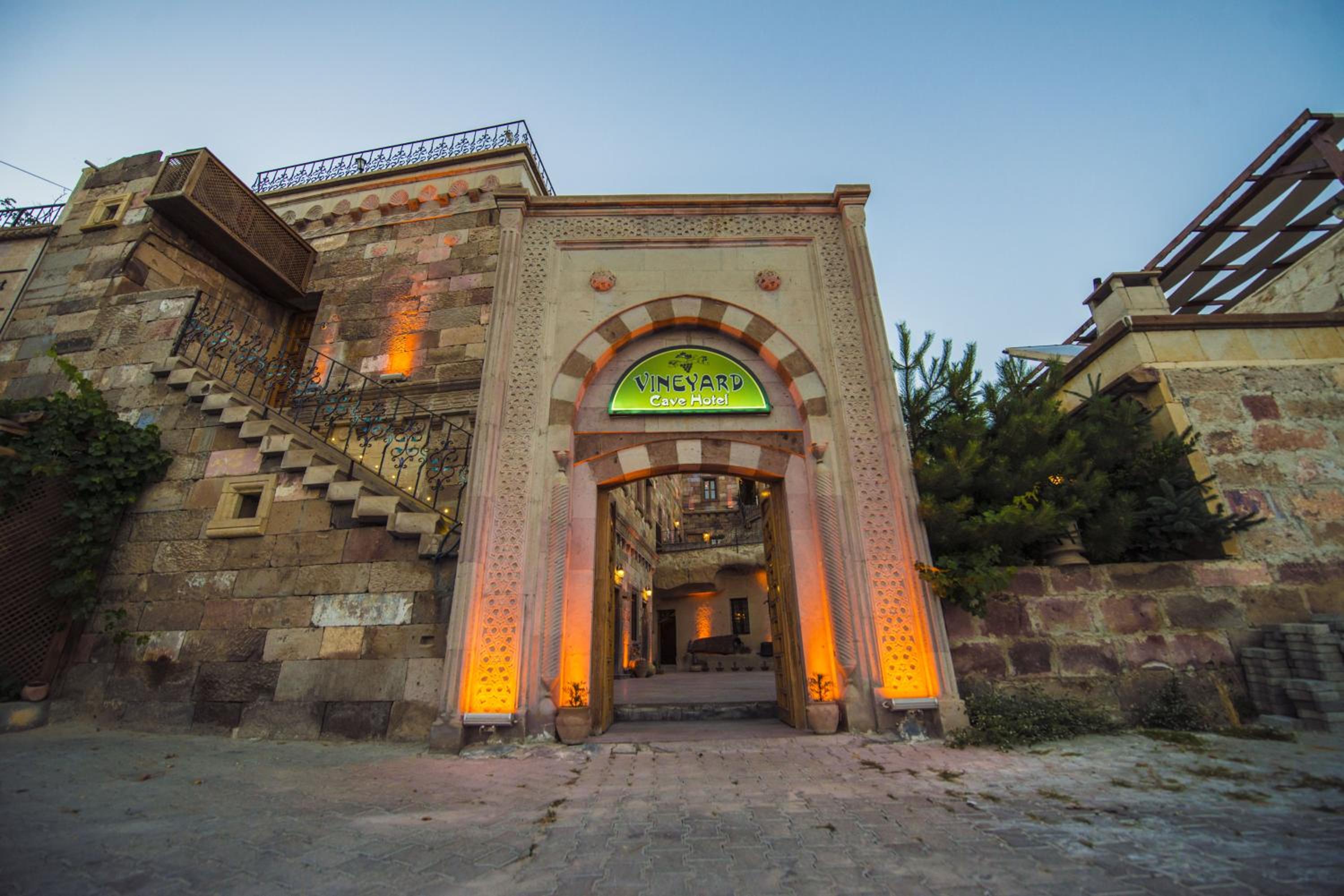 Vineyard Cave Hotel - Image 110