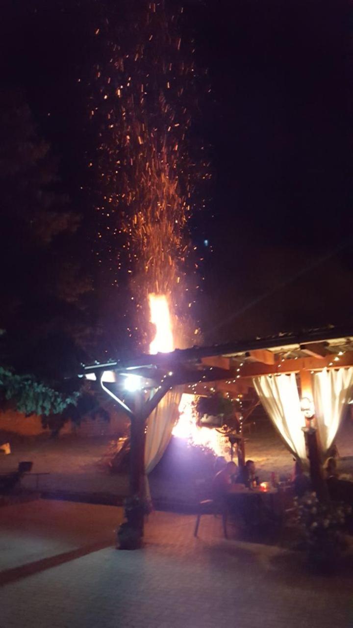 Photo 36