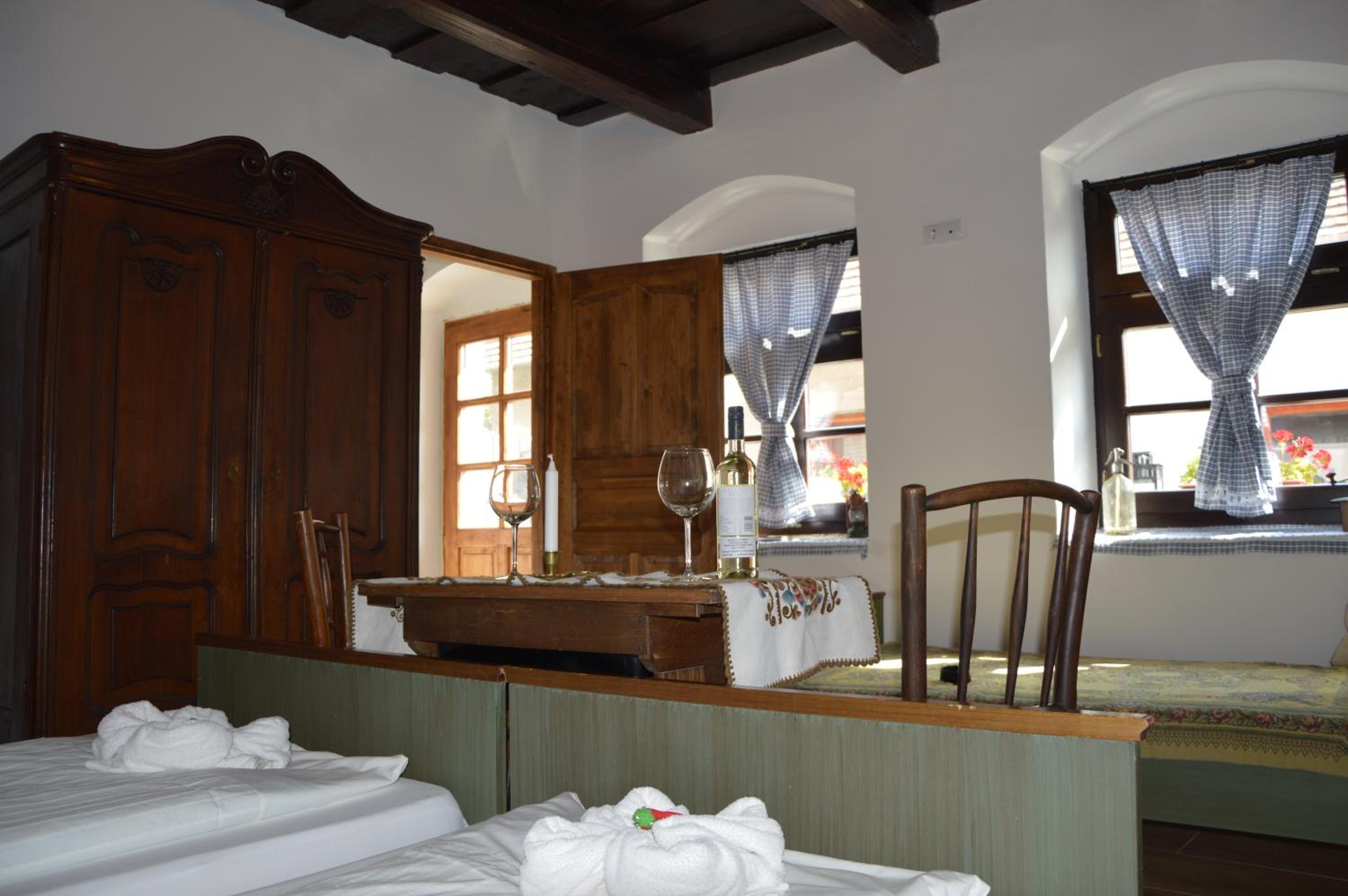 Photo 46