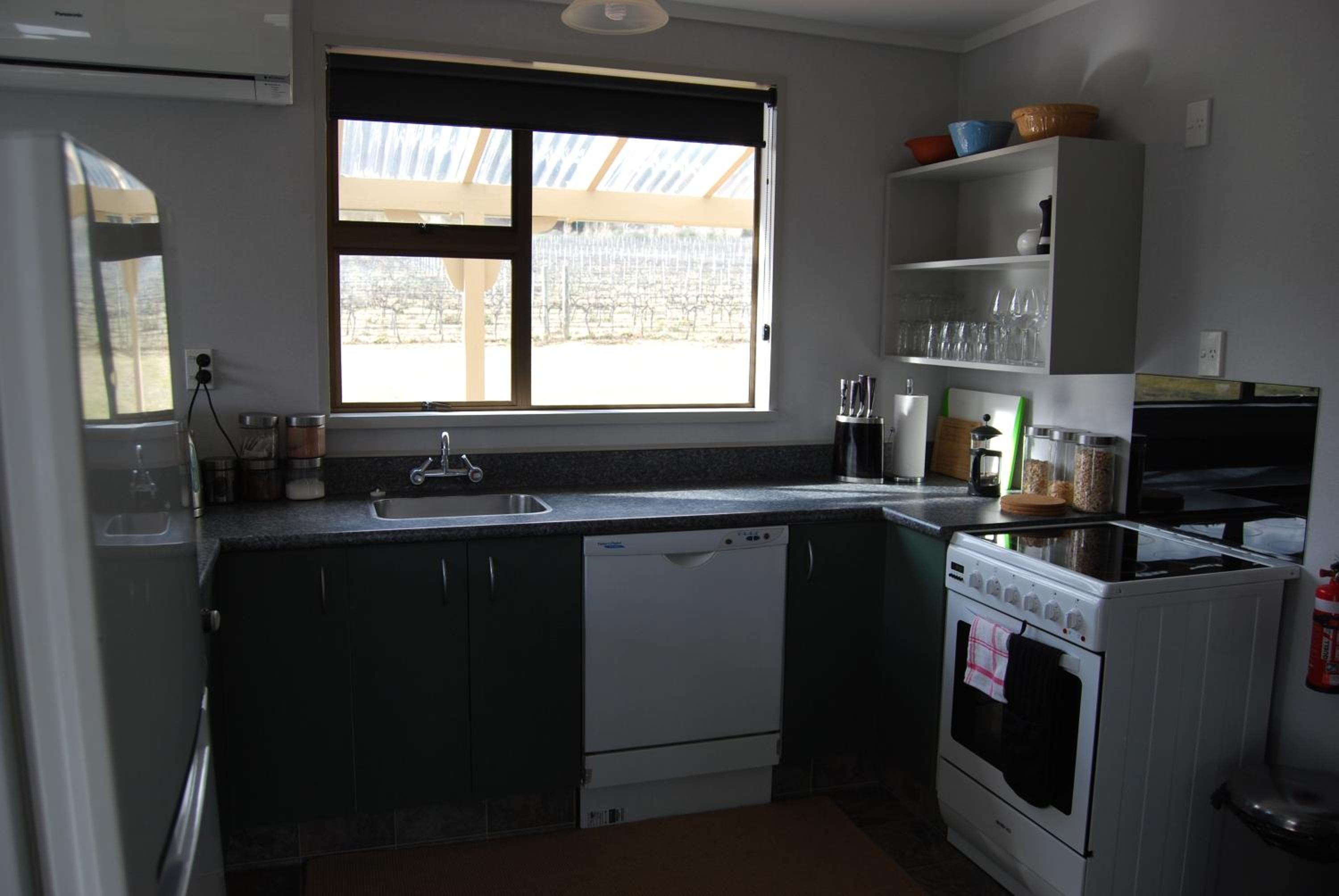 Judge Rock Exclusive Vineyard Cottage Accommodation view 5