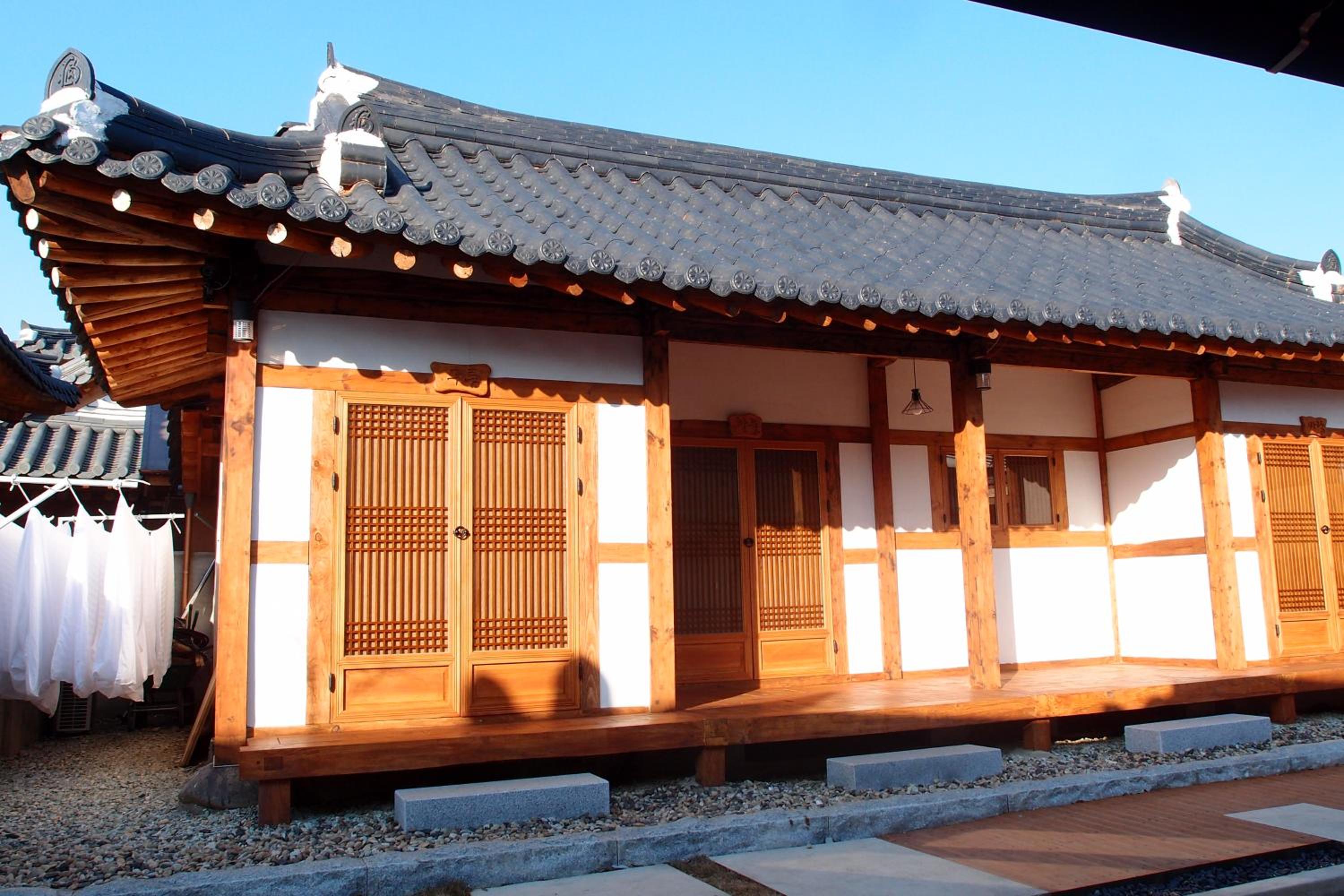 Sarangroo