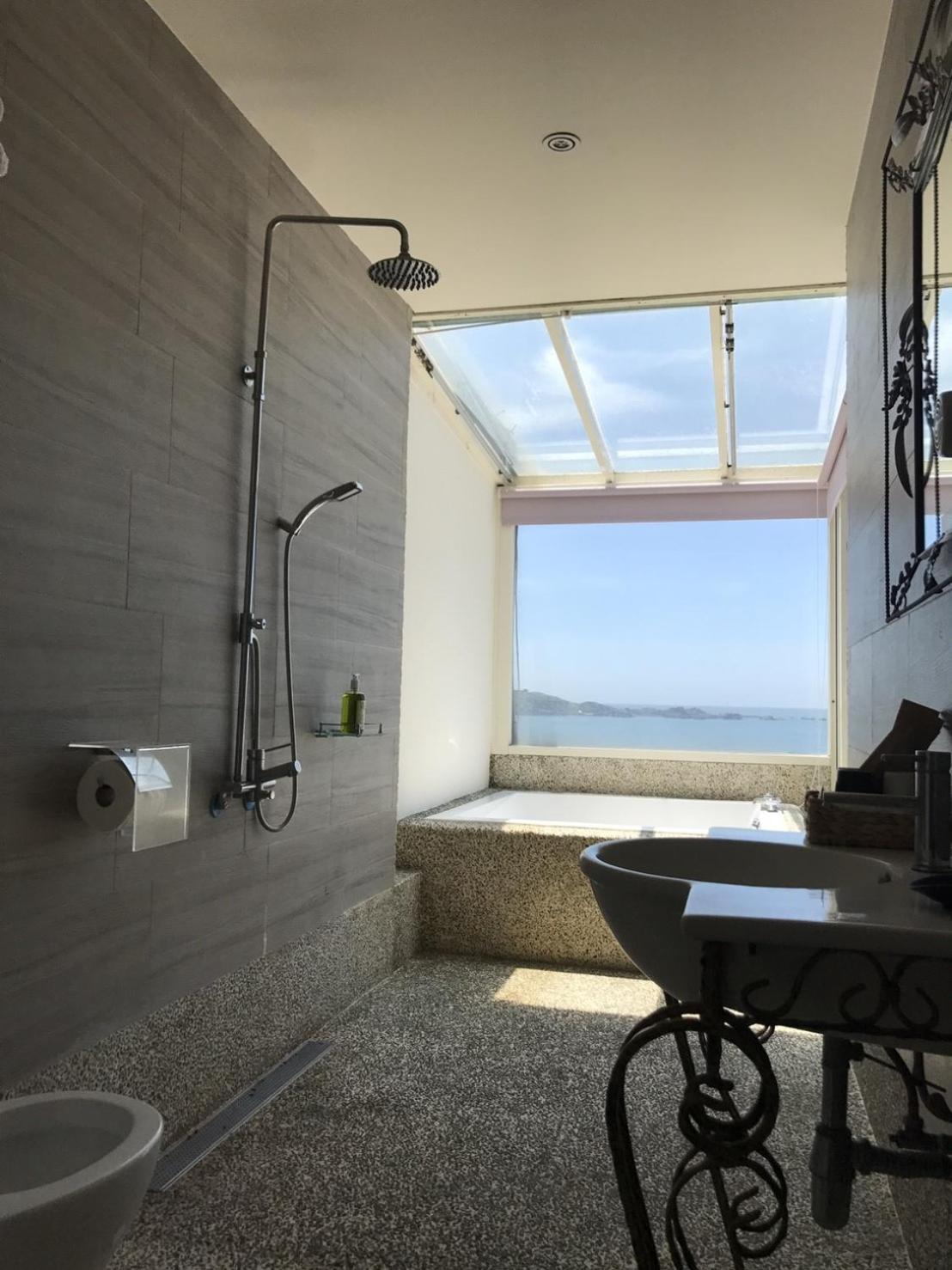 Chill Chill House