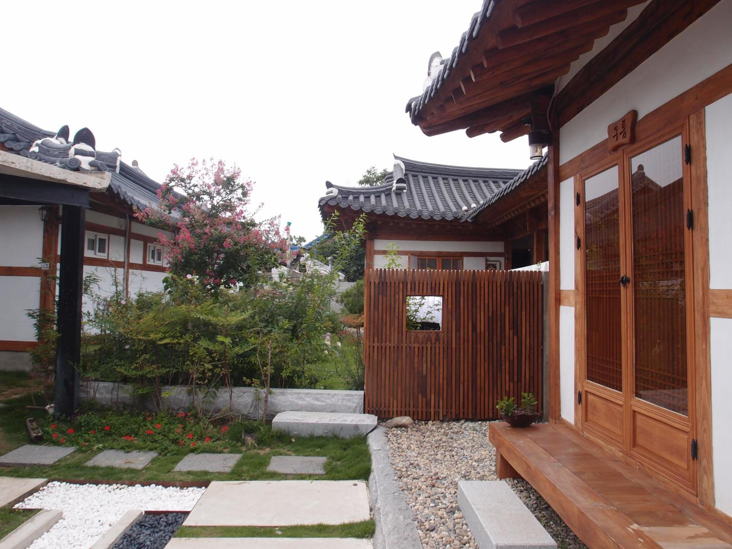 Sarangroo