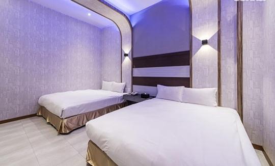 Wei Feng Exquisite Motel Pintung Branch