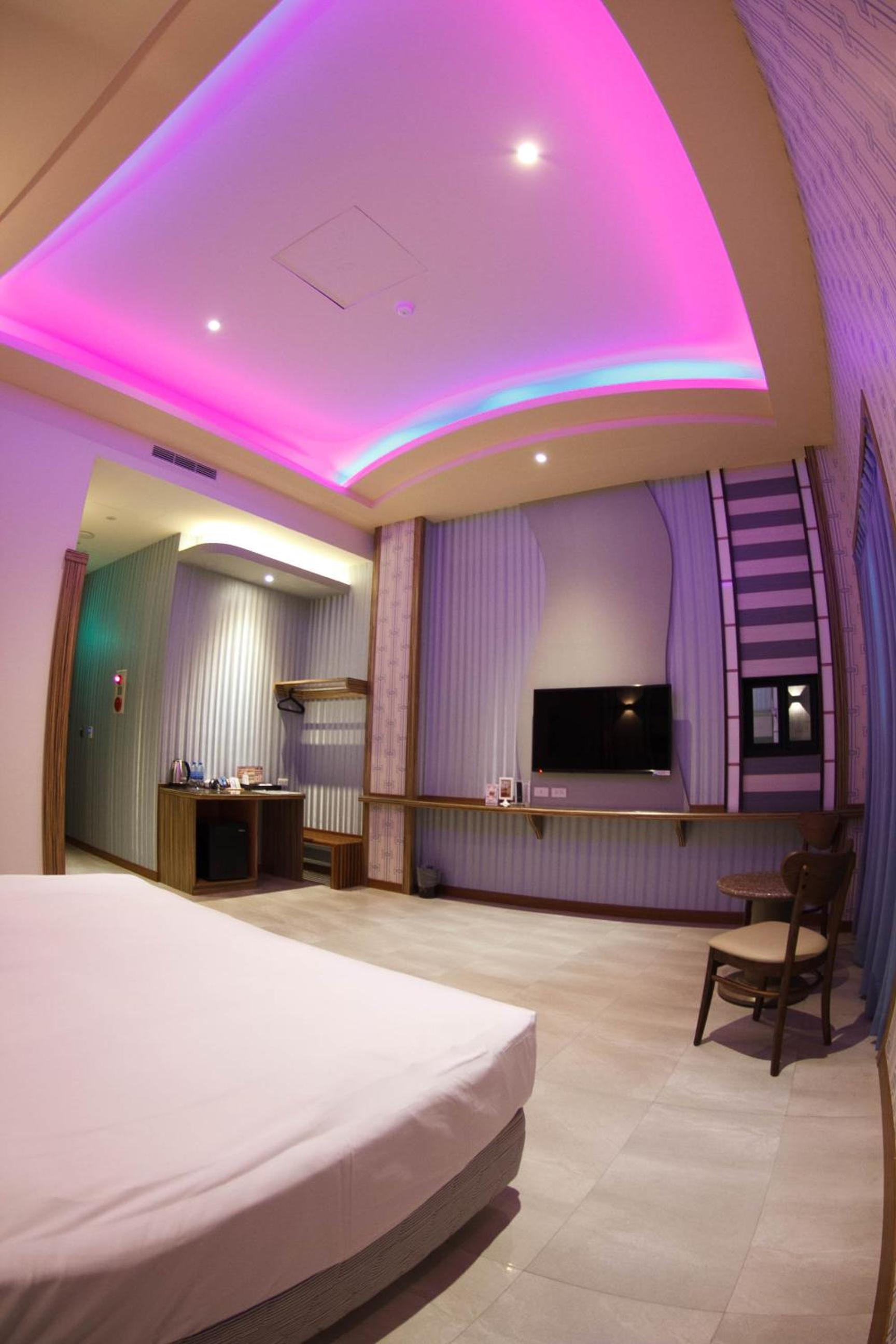Wei Feng Exquisite Motel Pintung Branch