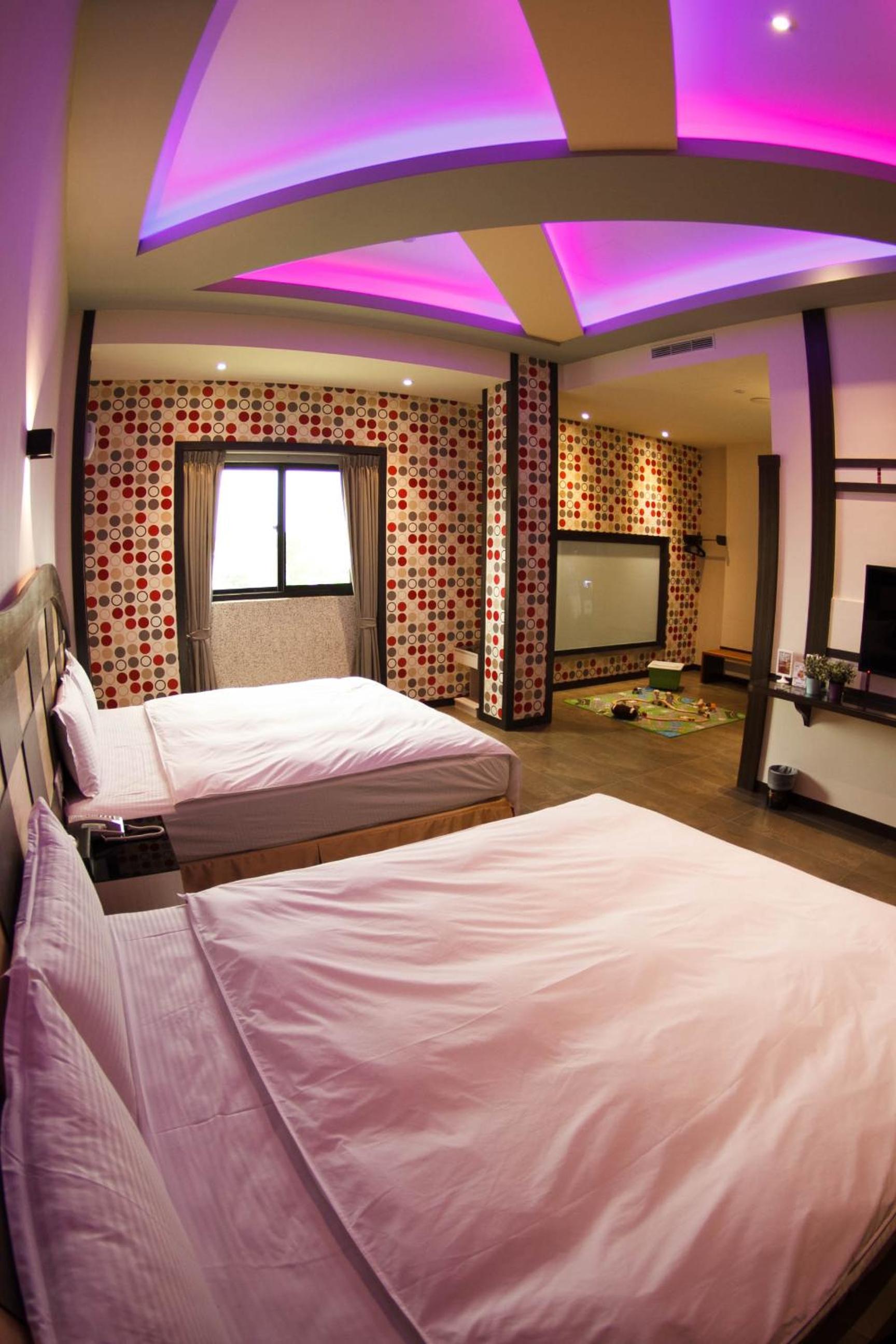 Wei Feng Exquisite Motel Pintung Branch